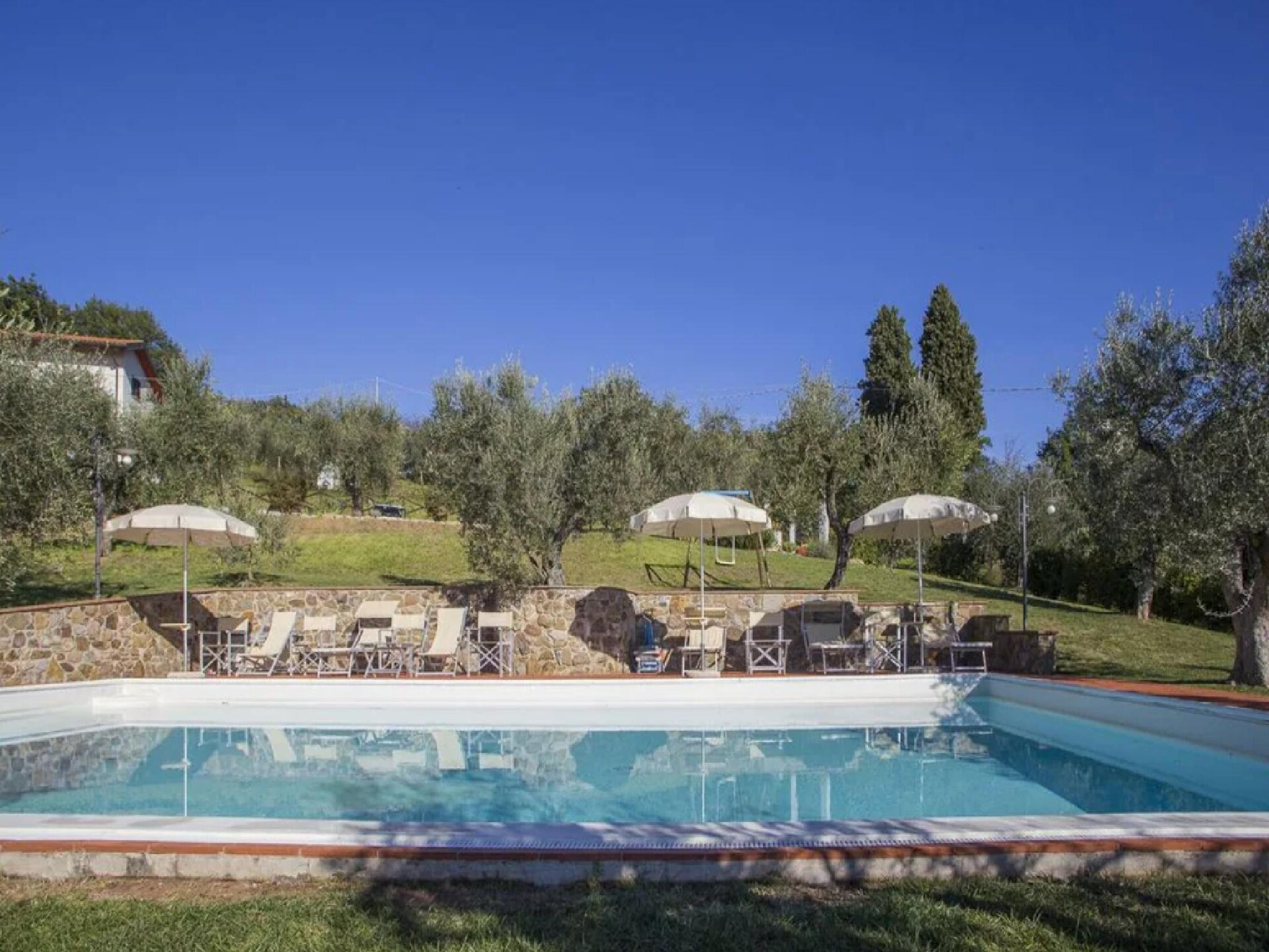 Gelijkvloers appartement aan golfbaan met panoramisch uitzicht op Toscane - foto 17