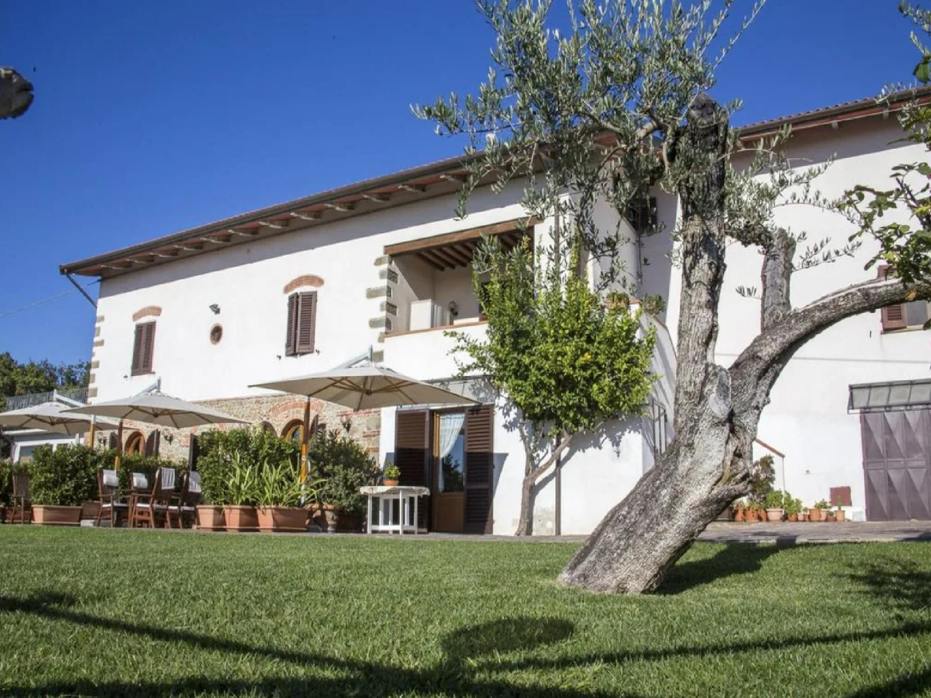 Gelijkvloers appartement aan golfbaan met panoramisch uitzicht op Toscane - foto 7
