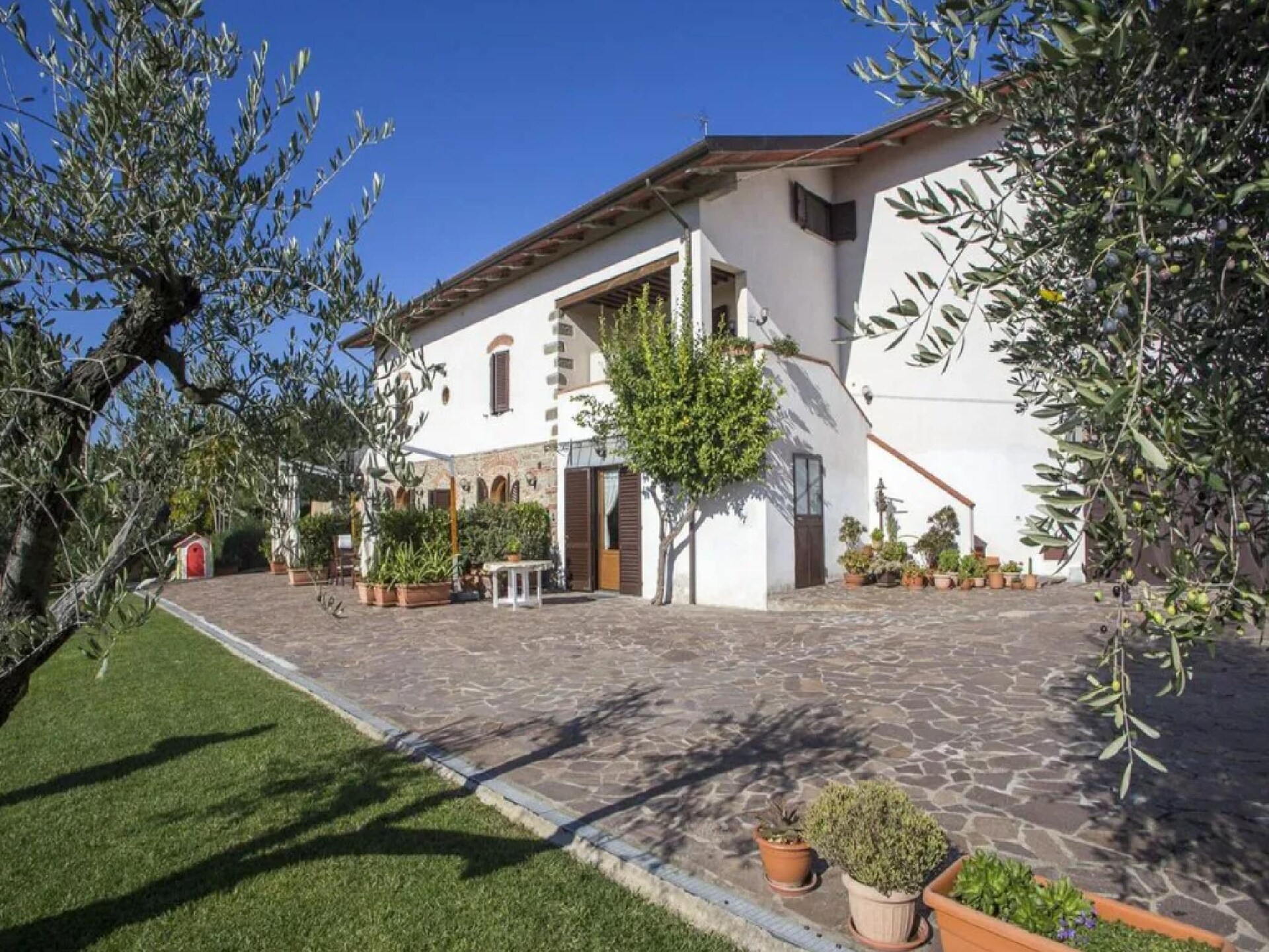 Gelijkvloers appartement aan golfbaan met panoramisch uitzicht op Toscane - foto 18