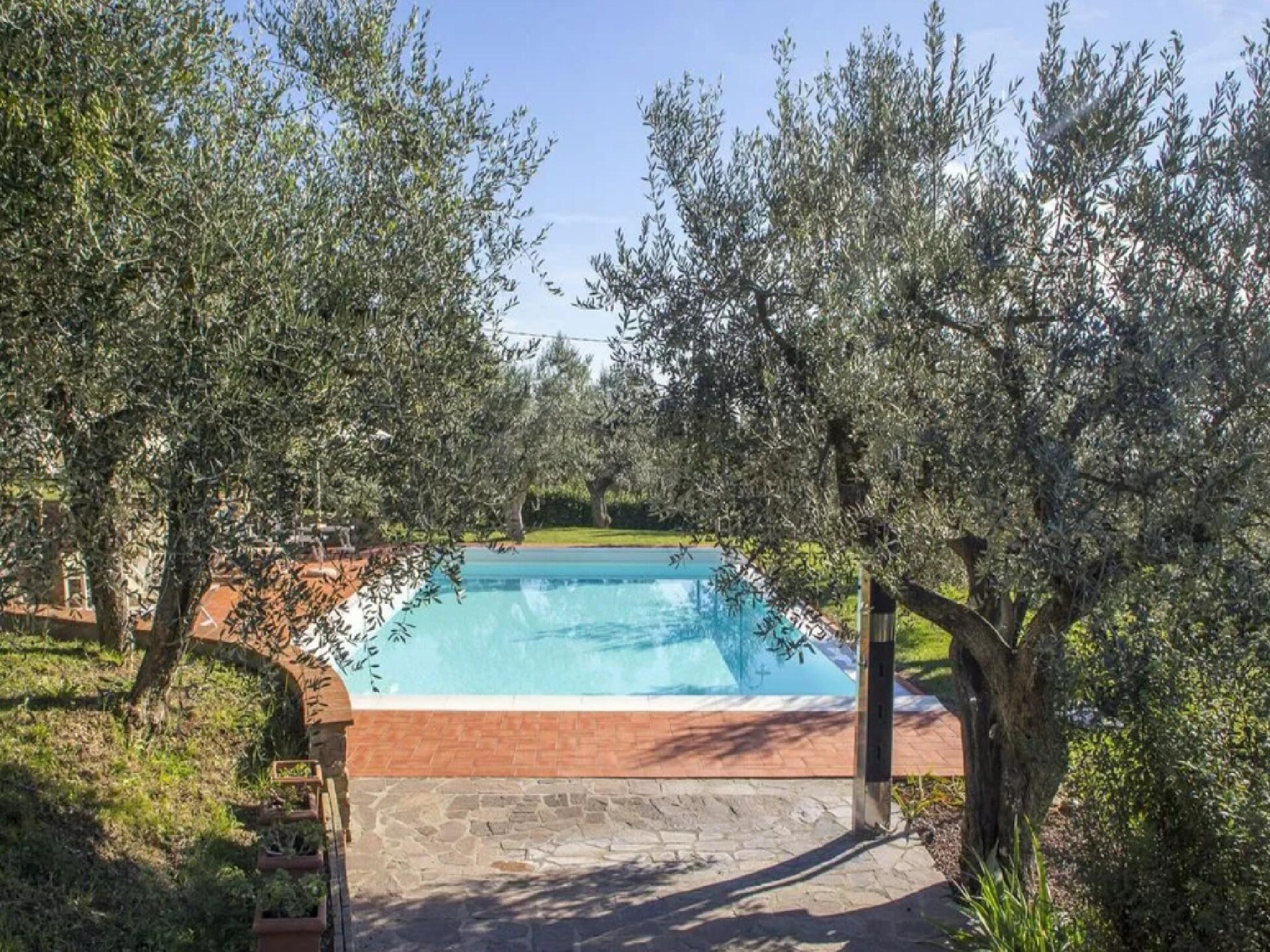 Gelijkvloers appartement aan golfbaan met panoramisch uitzicht op Toscane - foto 2