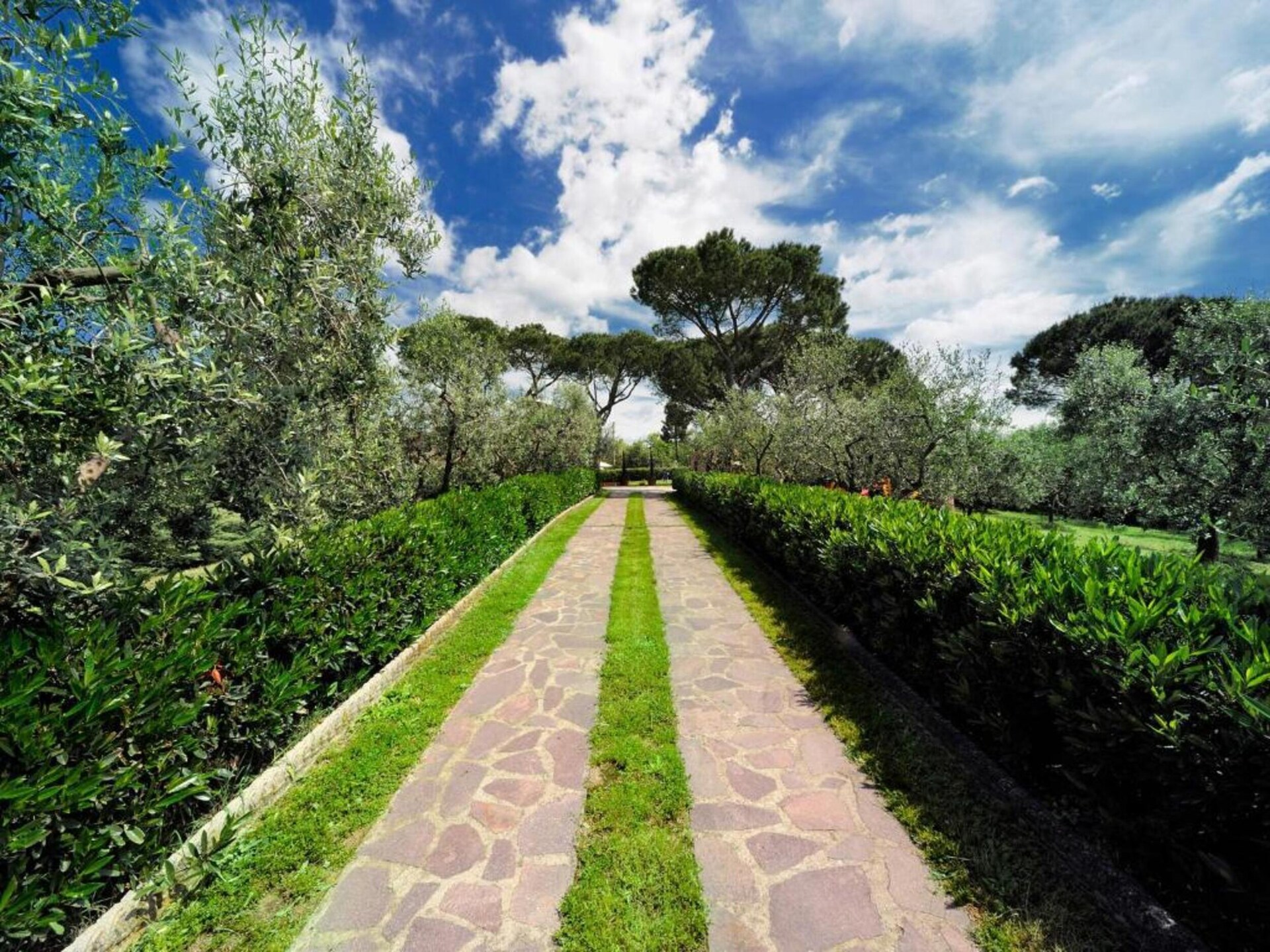 Gelijkvloers appartement aan golfbaan met panoramisch uitzicht op Toscane - foto 34
