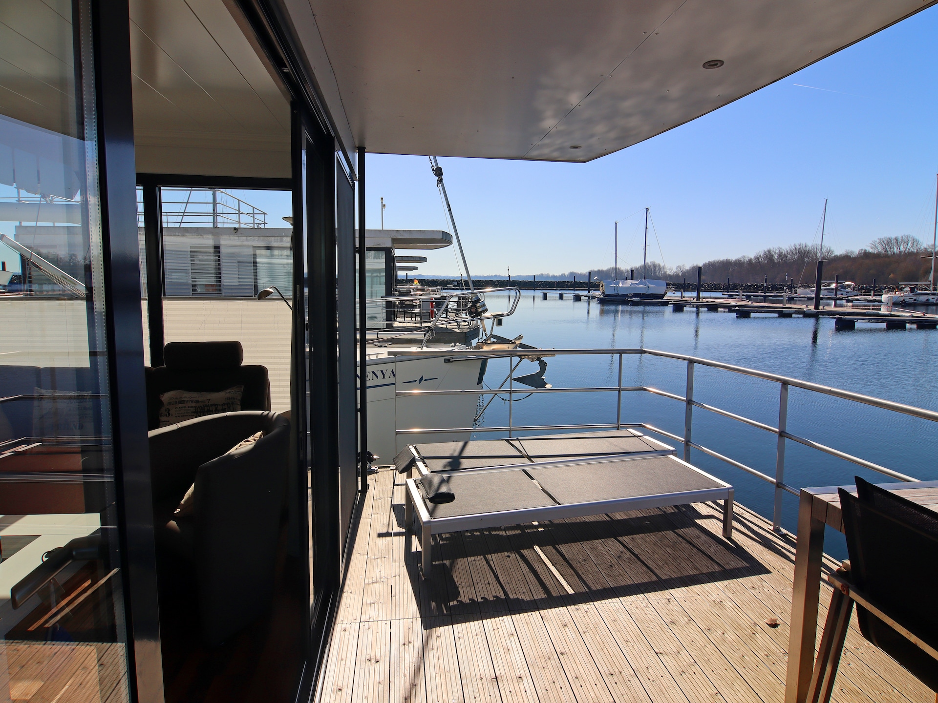 2-persoons woonboot aan zee in Boltenhagen · 44 m² - foto 45