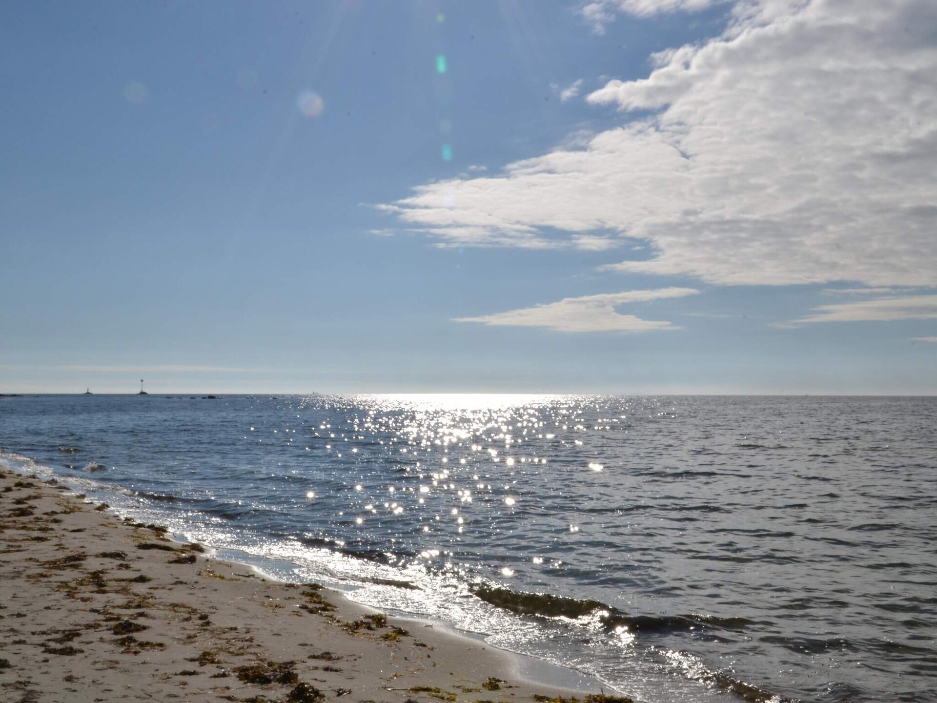 Knus Zweeds vakantiehuisje aan de golfbaan, 600m van zee en strand in Åhus - foto 21