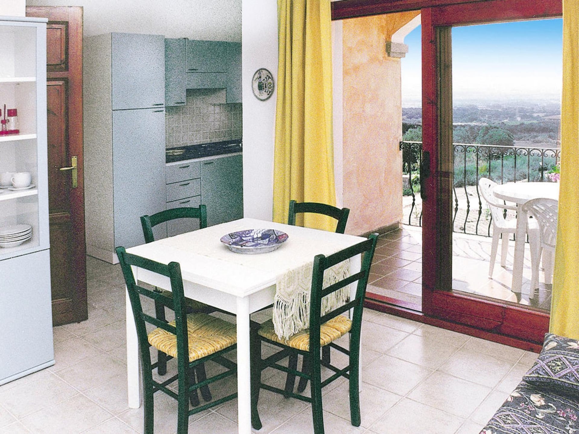 Centraal gelegen appartement met zeezicht in Badesi - foto 2
