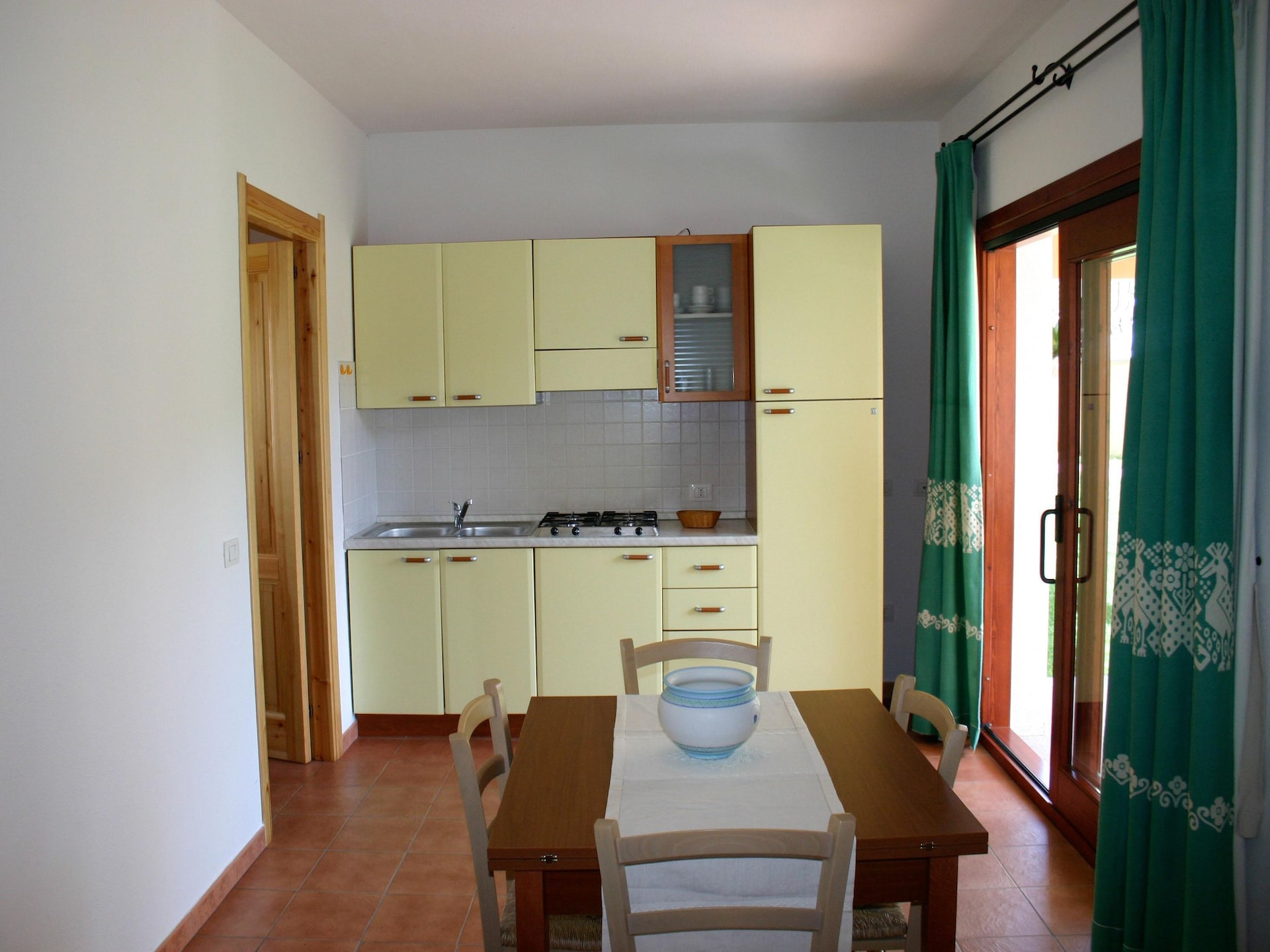 Centraal gelegen appartement met zeezicht in Badesi - foto 18