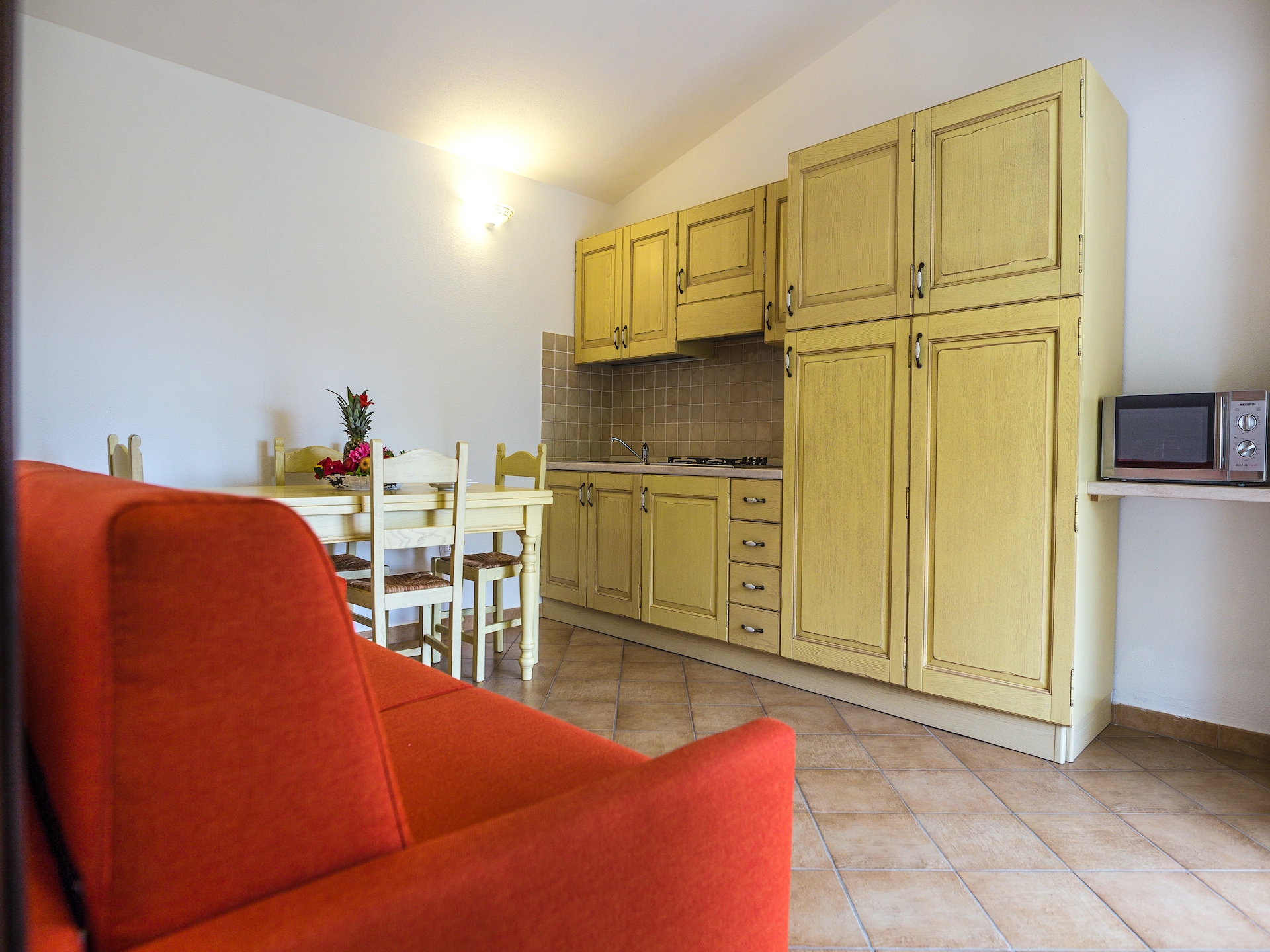 Centraal gelegen appartement met zeezicht in Badesi - foto 15