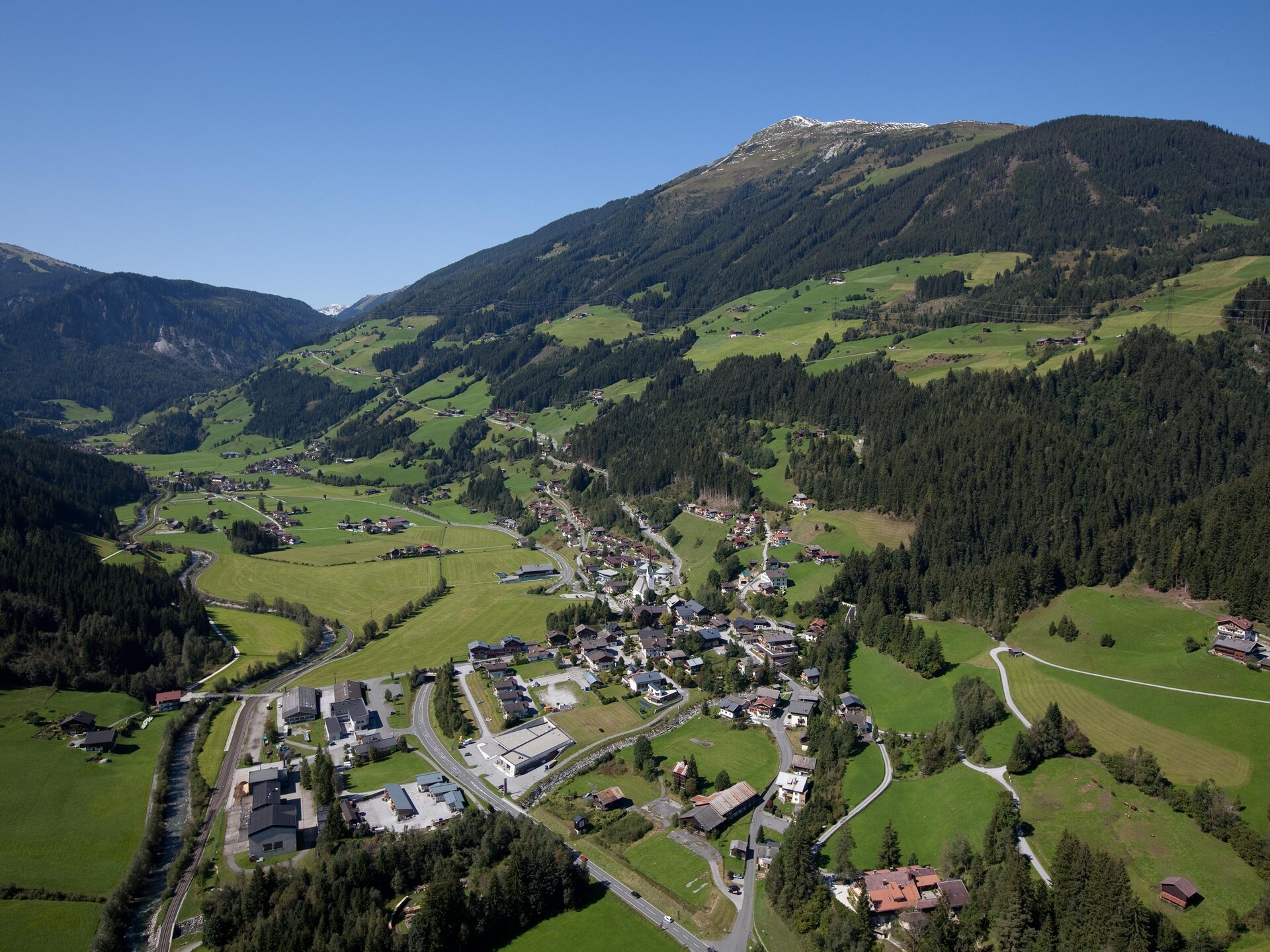 Ruim appartement Kirchstubn in Wald im Pinzgau voor 10 personen - foto 6