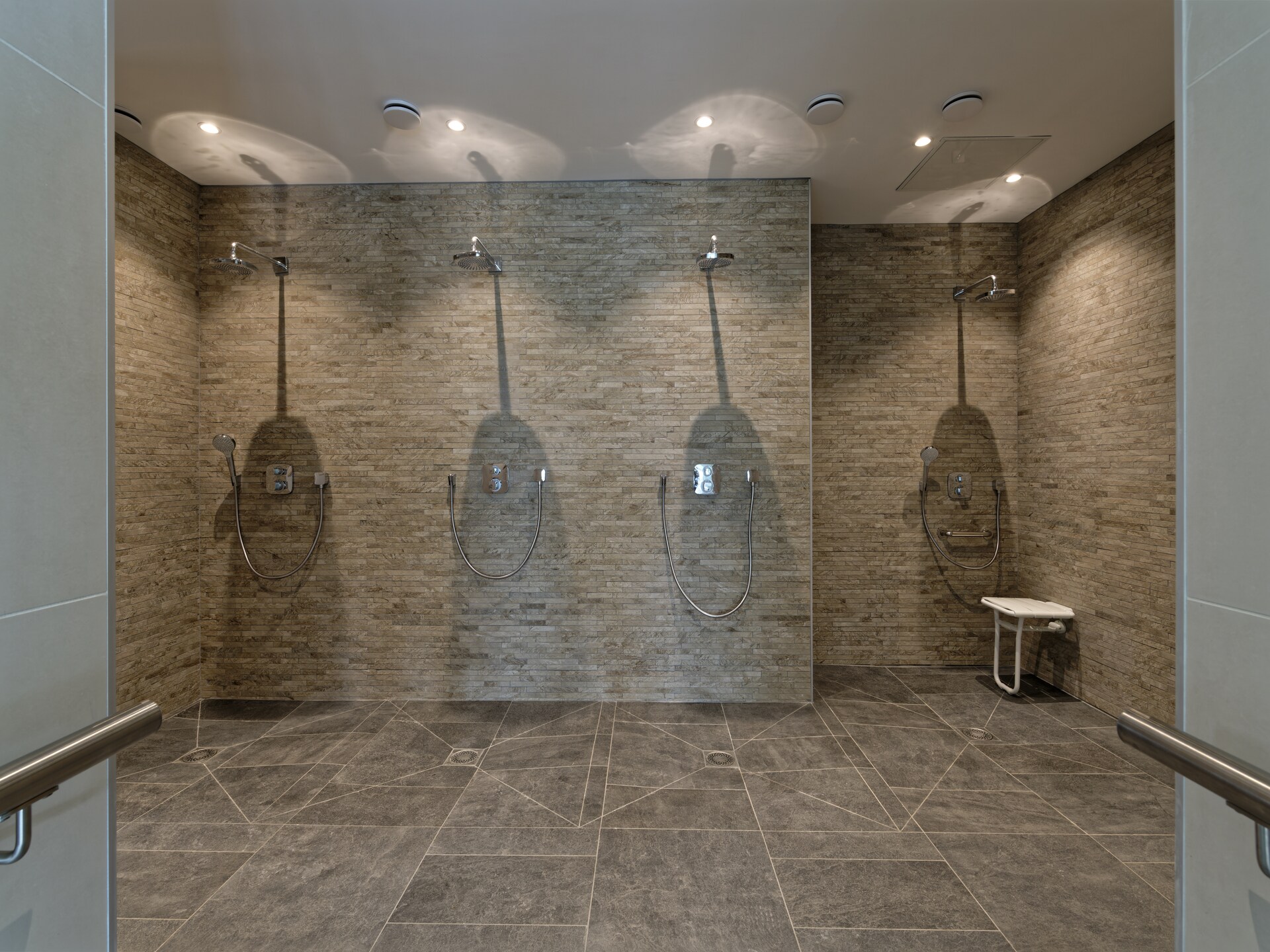 Op 750 m van het centrum: sfeervol appartement in Samoëns - foto 31