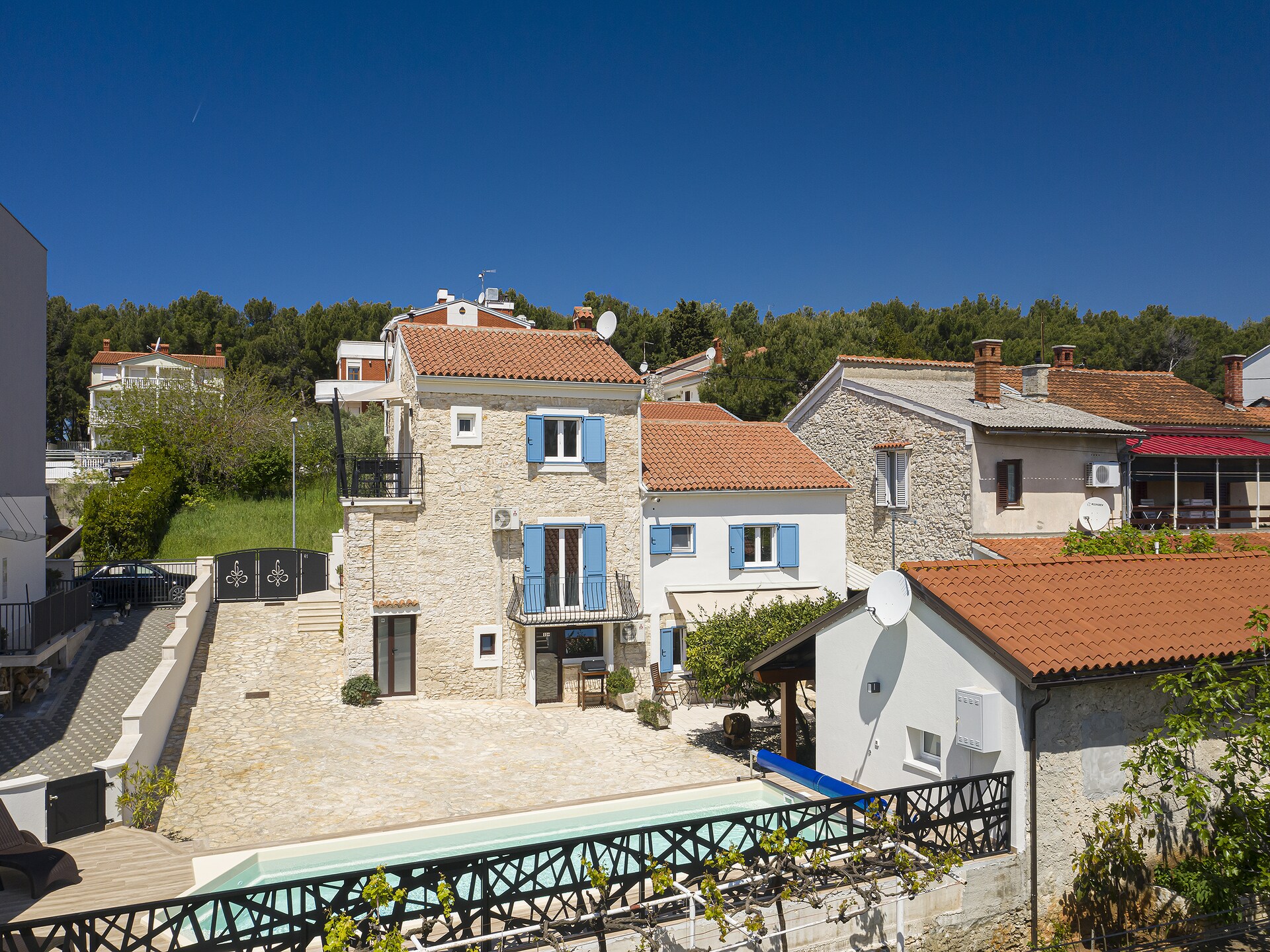 Knus appartement in Pula met zwembad, op 250m van het strand - foto 7