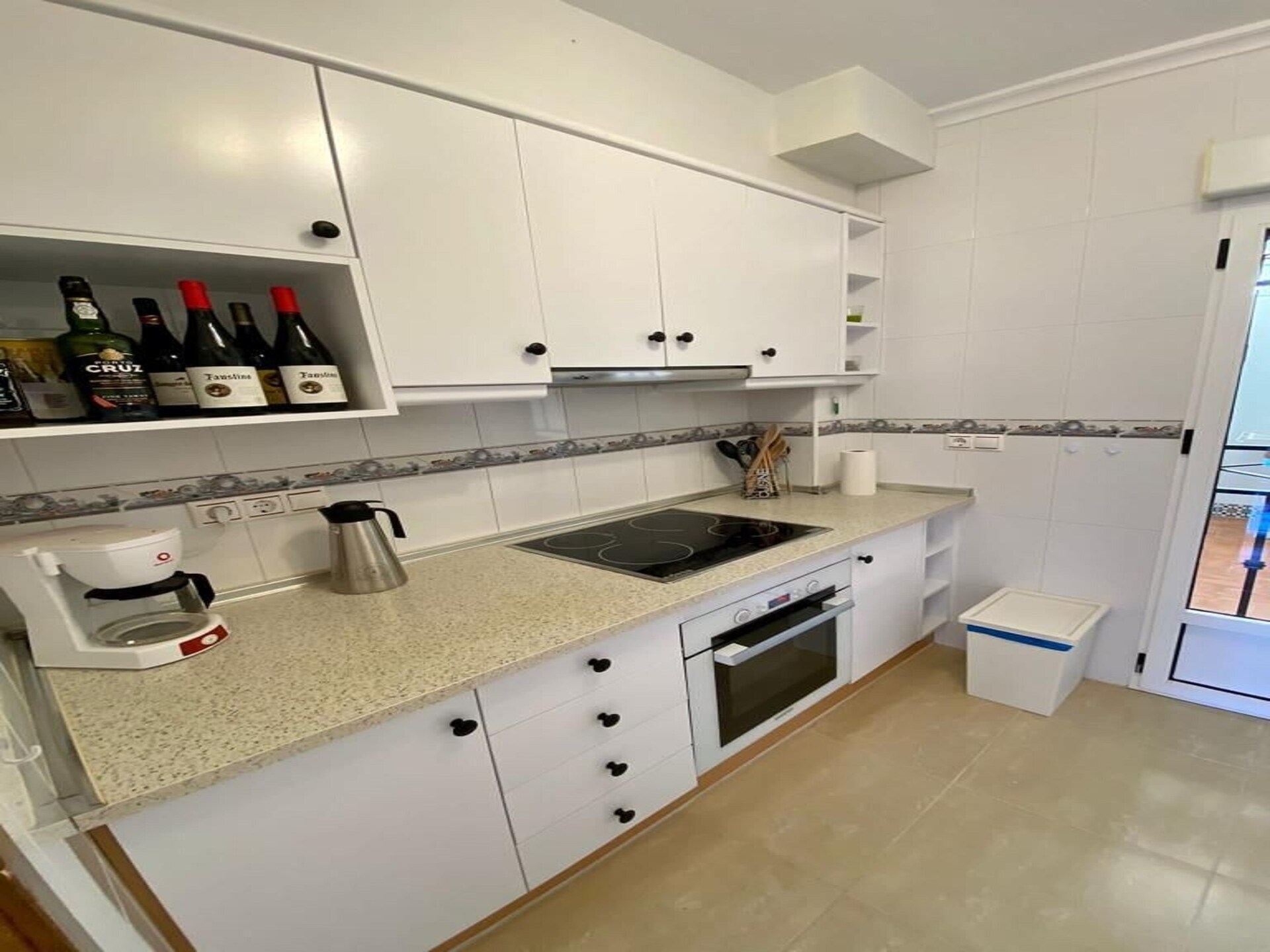 Vrijstaande bungalow met gedeeld zwembad op 3 km van het strand in Torrevieja - foto 8