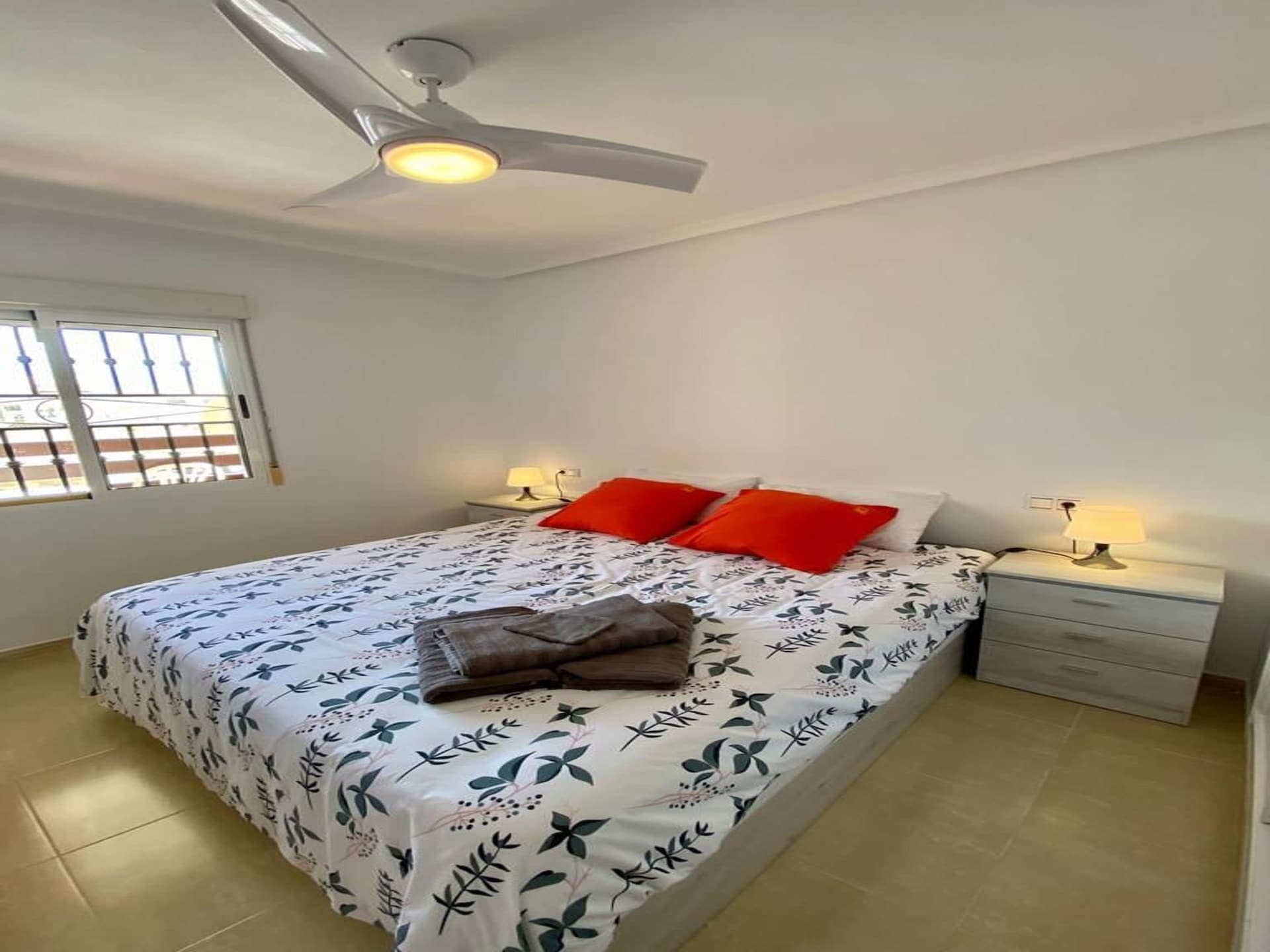 Vrijstaande bungalow met gedeeld zwembad op 3 km van het strand in Torrevieja - foto 15