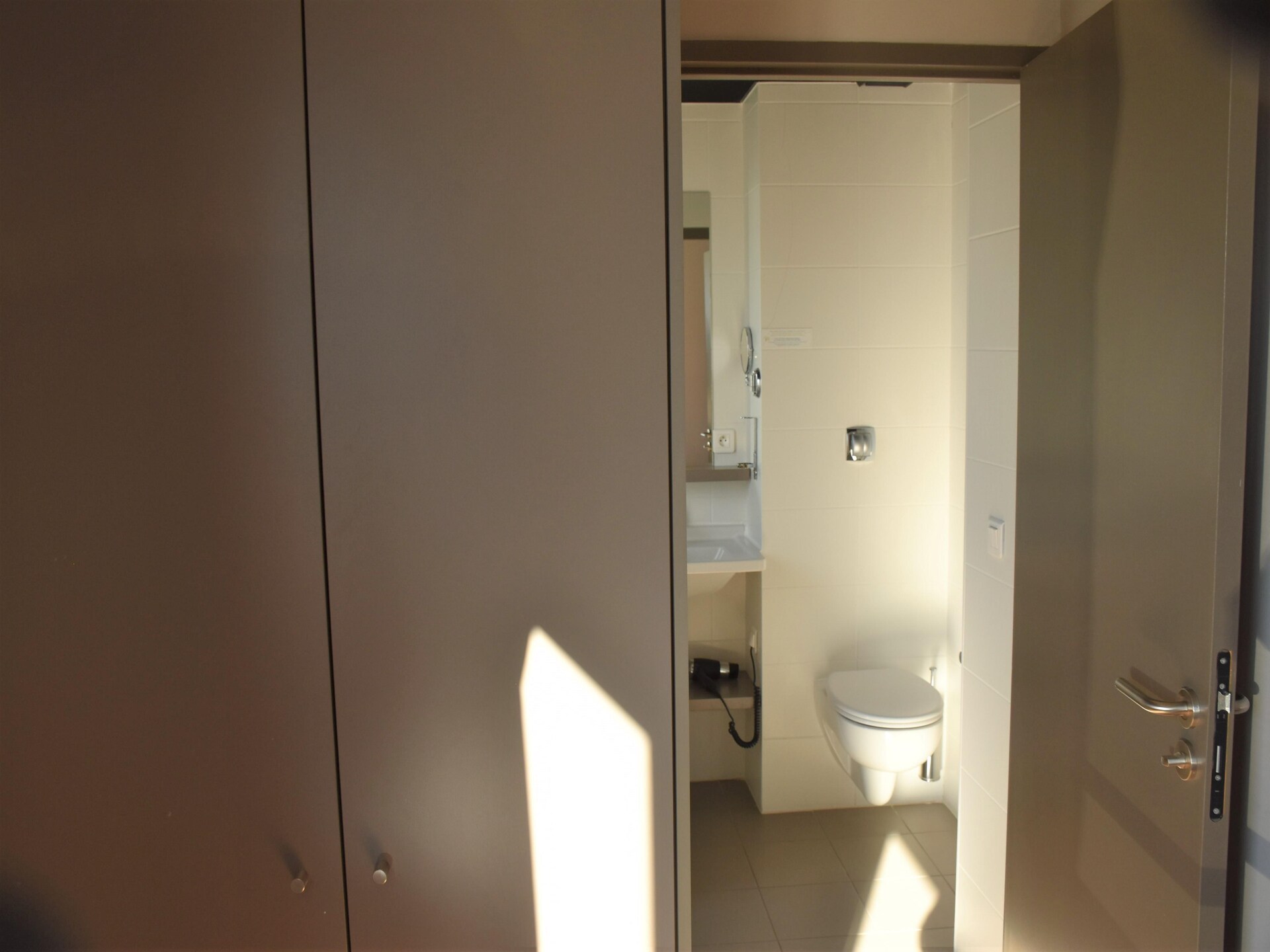 Modern appartement met balkon in Lyon Dock Ouest, vlakbij de Saône - foto 11
