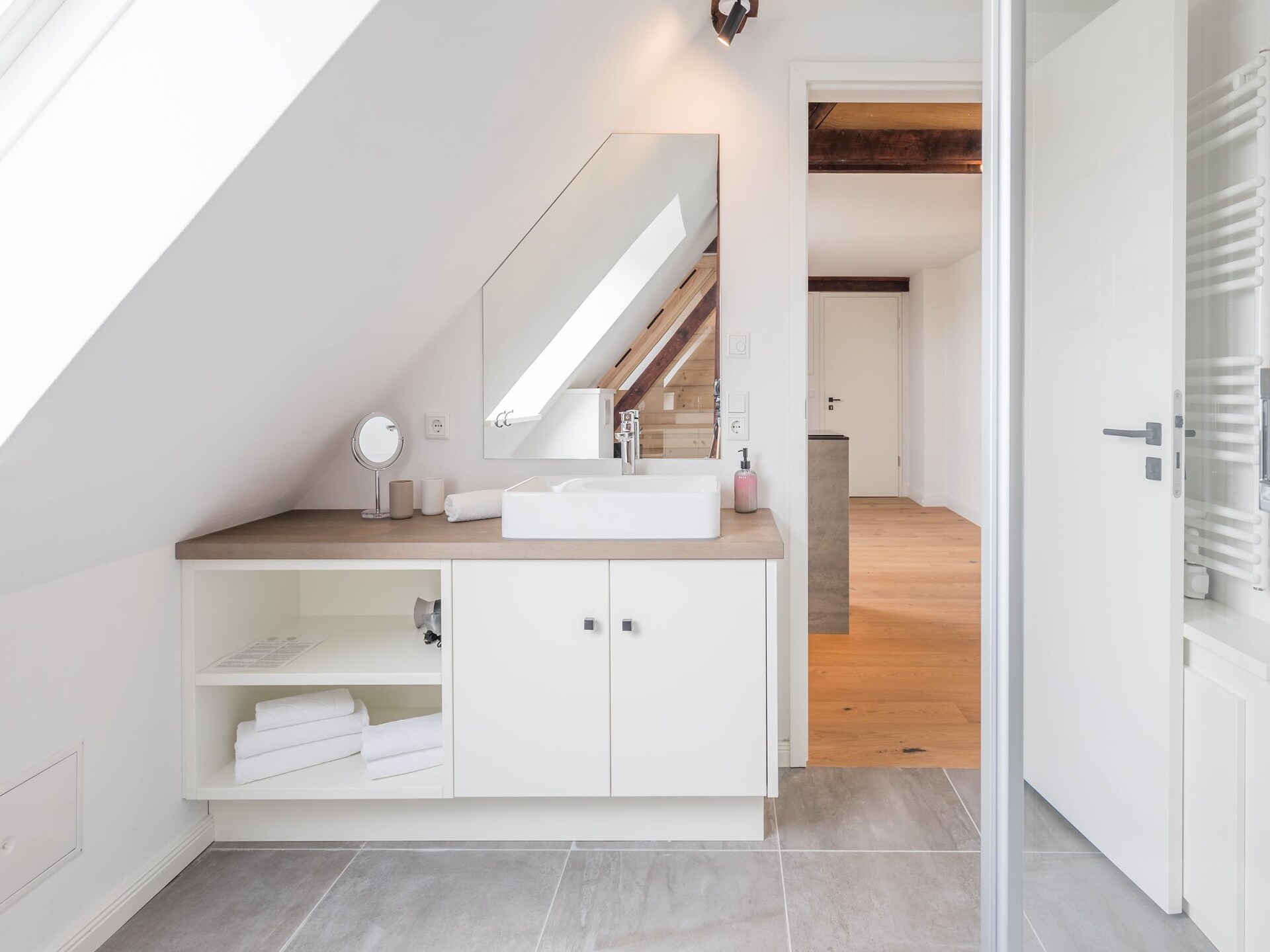 Appartement aan de Arlau Schleuse met weids uitzicht over natuurreservaat Beltringharder Koog - foto 17