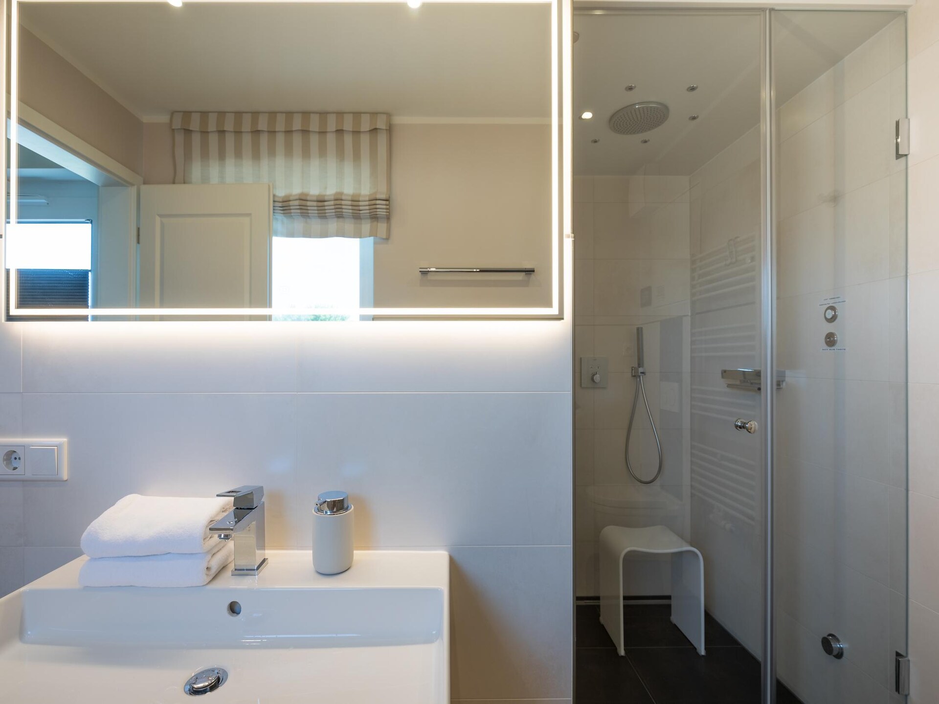 Penthouse met panoramisch uitzicht over de Noordzee en Halligen - foto 18