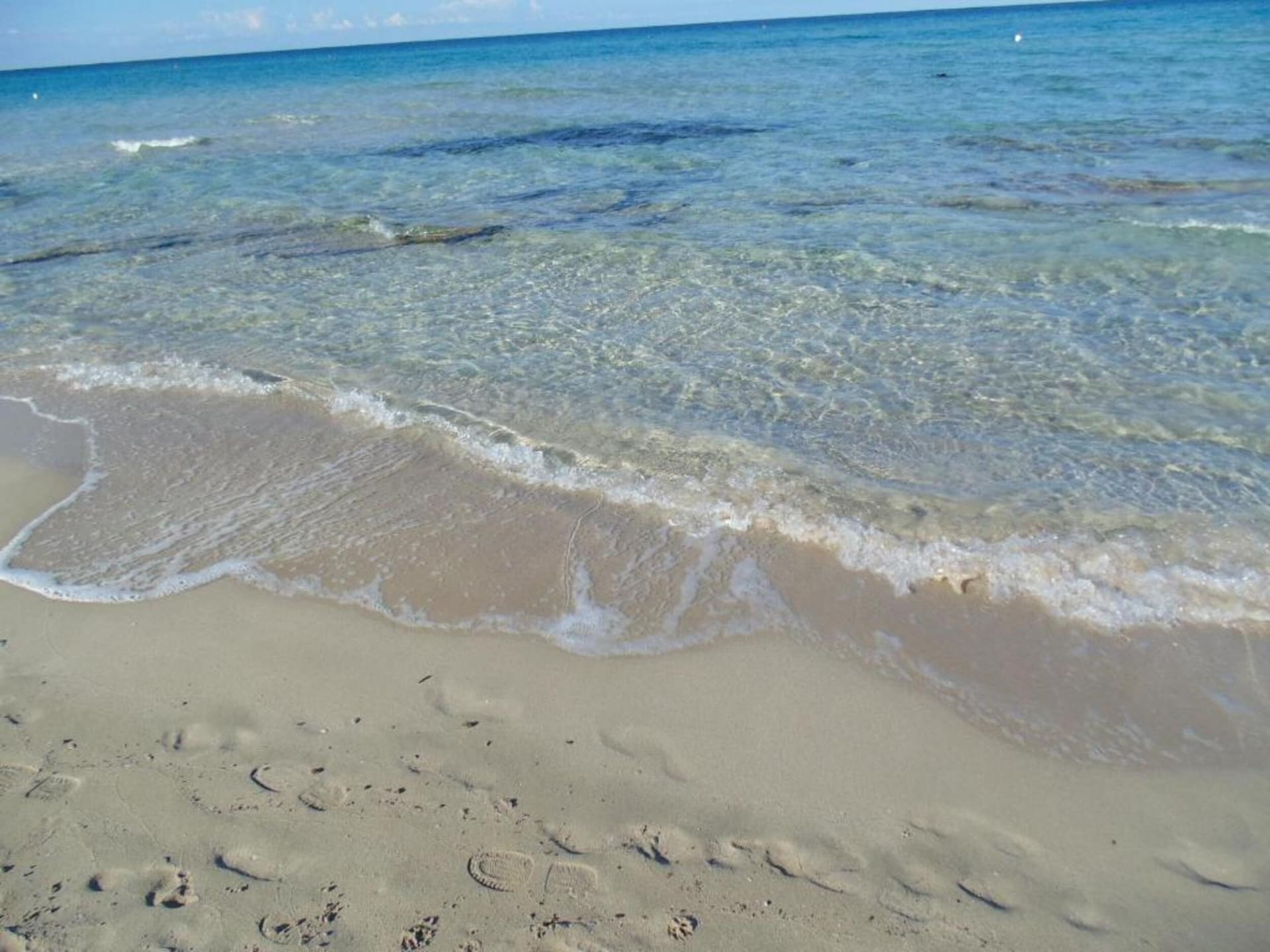 Aan het strand: Licht appartement in Baia Verde voor 3 personen - foto 32