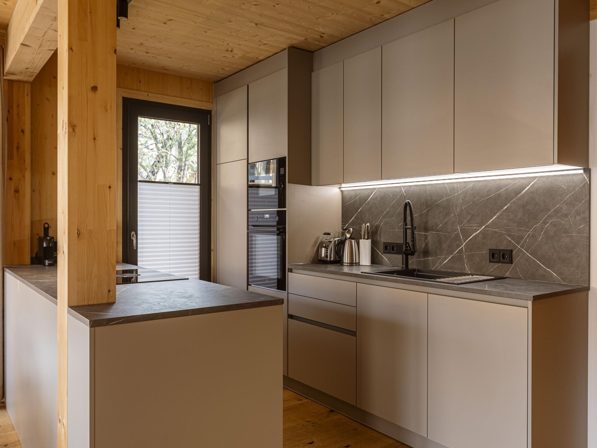 Luxe 8-persoons chalet met privé-spa & zwembad aan de Kreischberg - foto 9