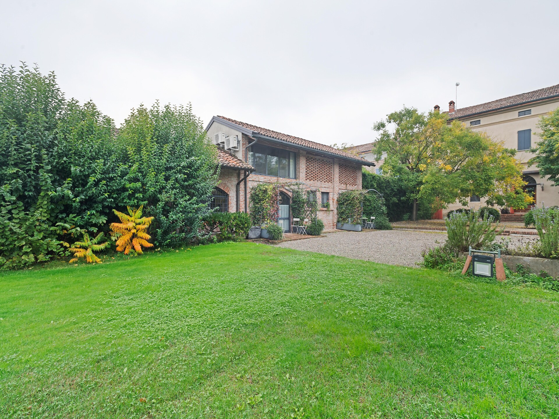 14e-eeuws appartement met privétuin bij Cremona - foto 6