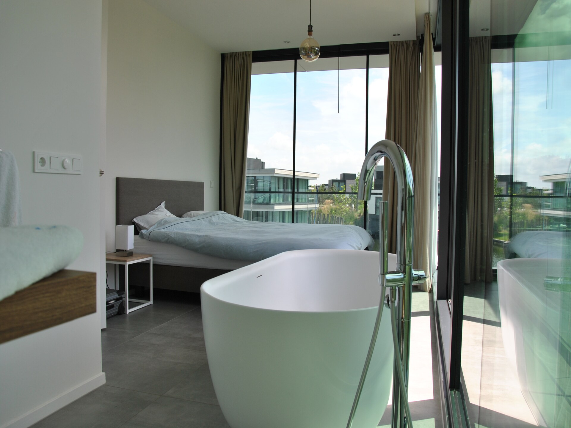 Luxe vakantiehuis aan het water in Arnemuiden voor 12 personen - foto 13