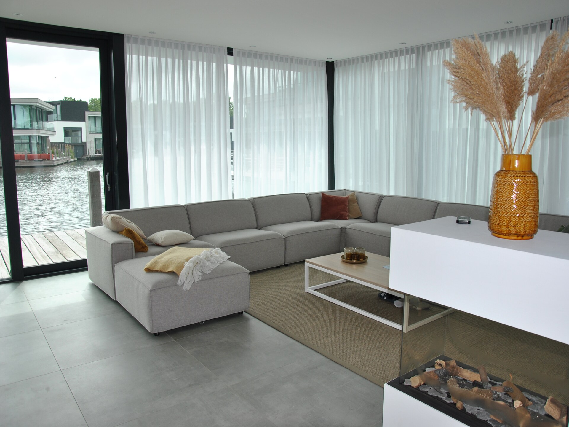 Luxe vakantiehuis aan het water in Arnemuiden voor 12 personen - foto 28