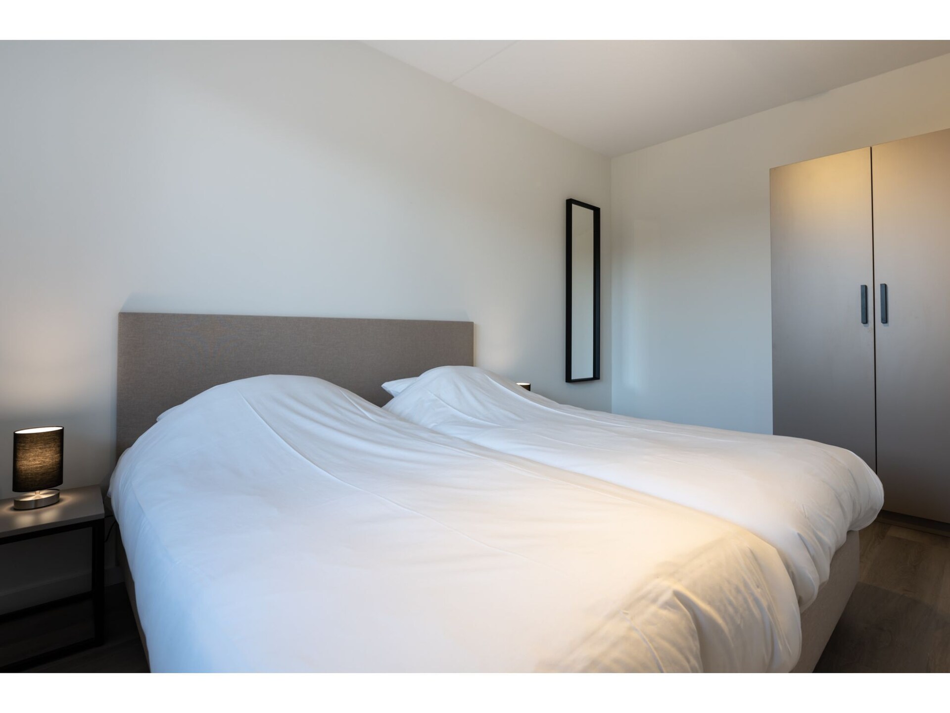 Harbour Loft 1K: luxe Marina-appartement met panoramisch havenzicht - foto 13