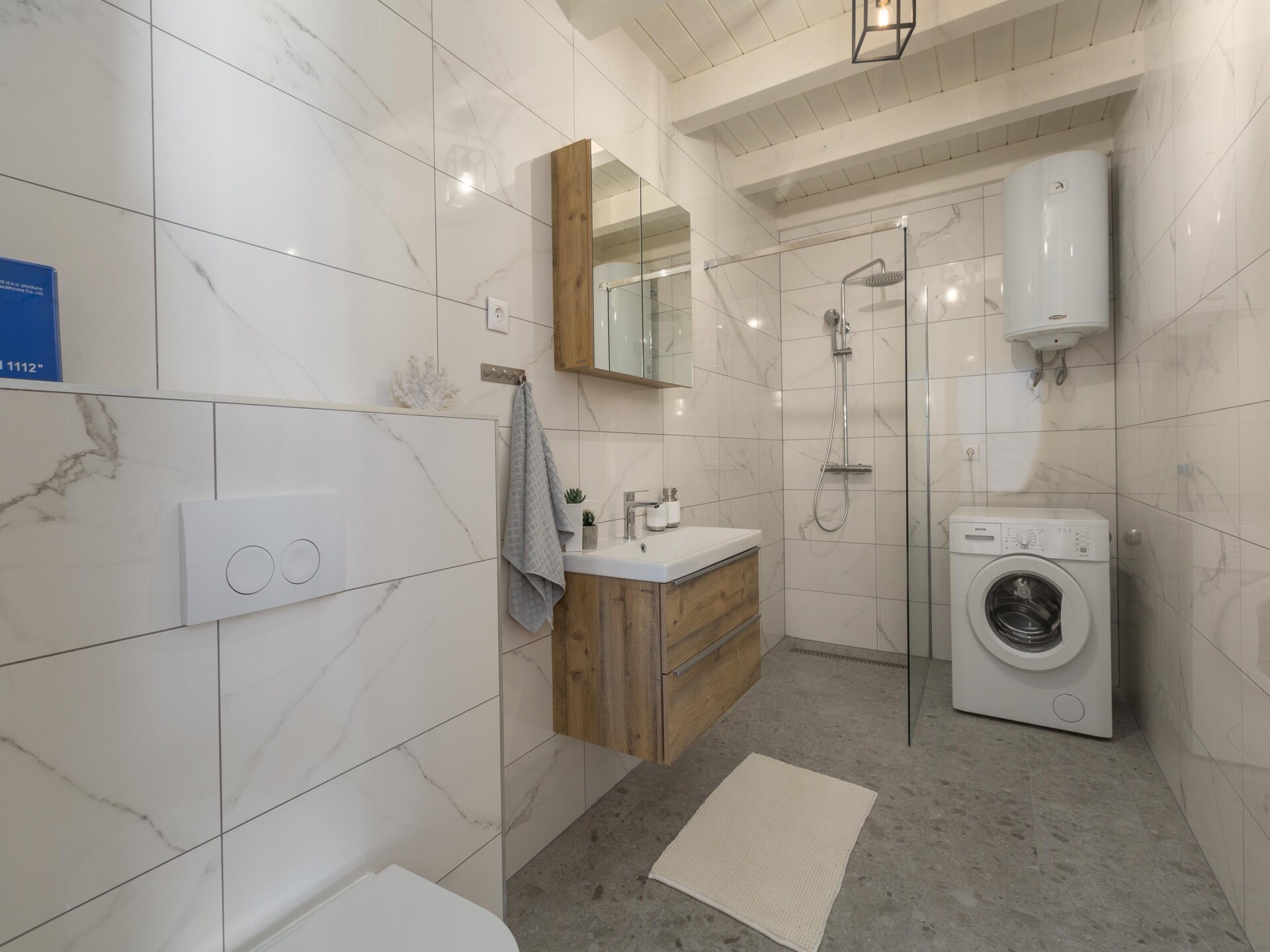 Privézwembad en luxe in Villa Rosa, centrum van Tinjan - foto 18