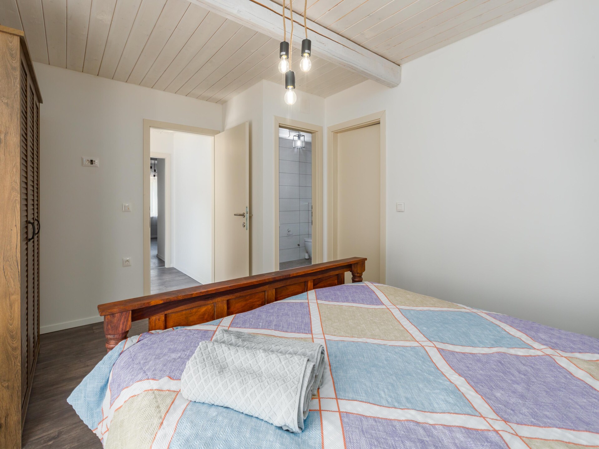 Privézwembad en luxe in Villa Rosa, centrum van Tinjan - foto 16