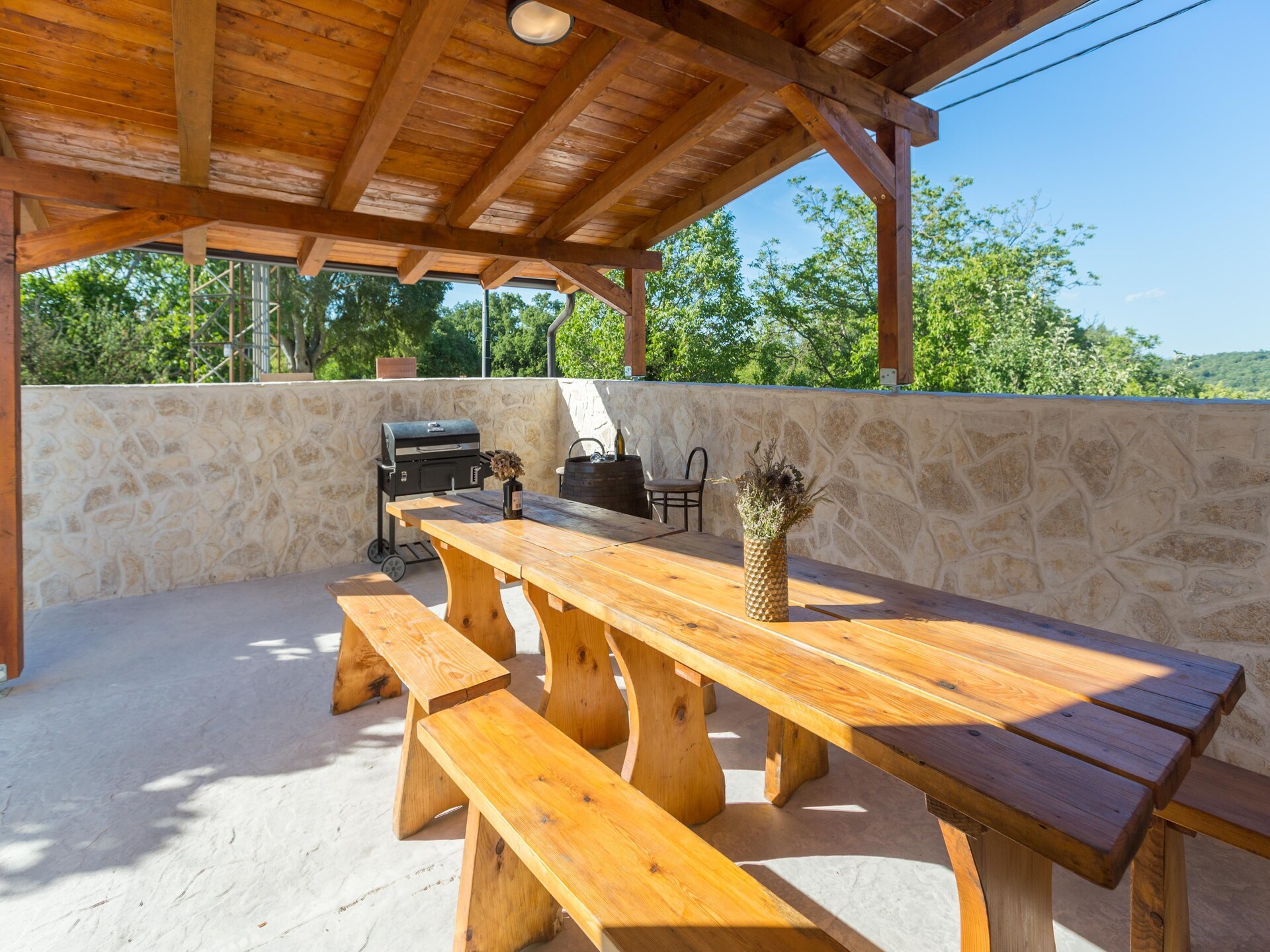 Privézwembad en luxe in Villa Rosa, centrum van Tinjan - foto 25
