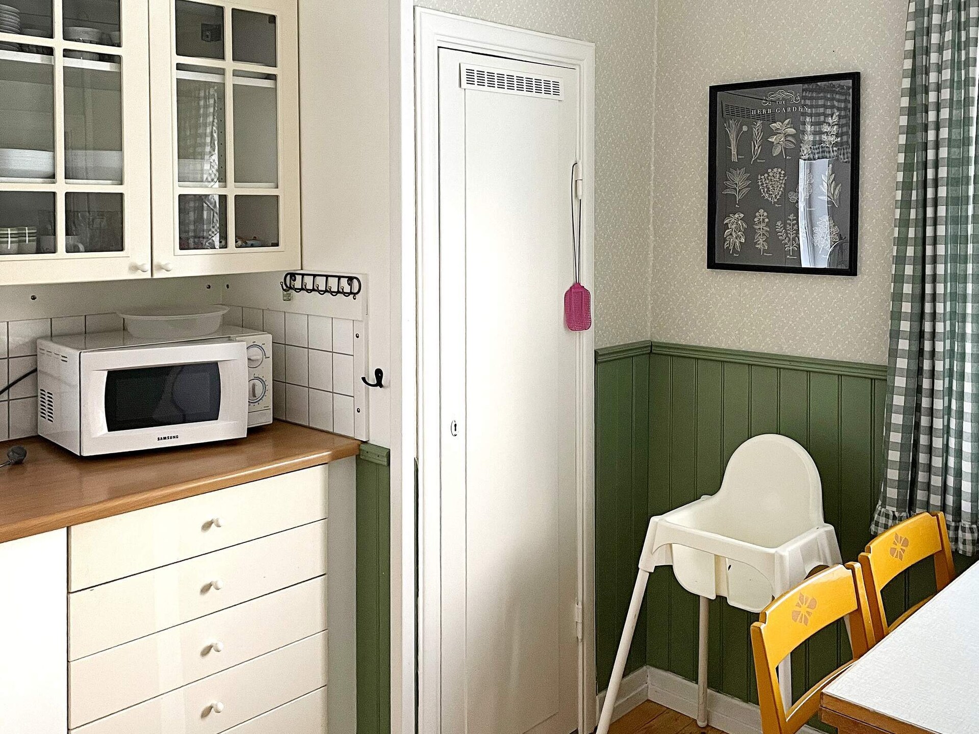 Authentiek Zweeds vakantiehuis aan een bosmeer bij Stavsjö - foto 10