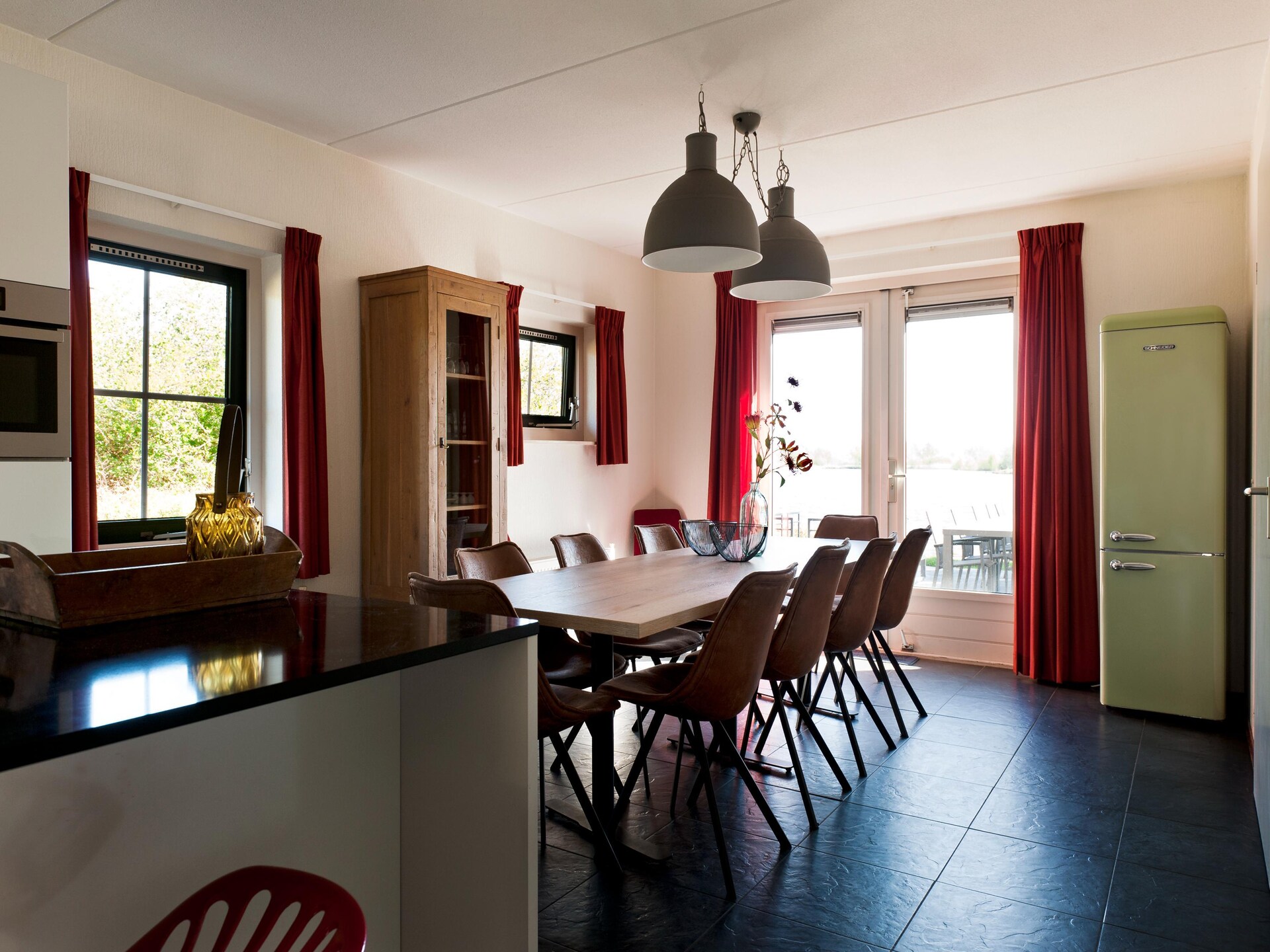 Luxe vrijstaand Lethehuis aan meer met sauna, buitenspa en privétoerboot - foto 21