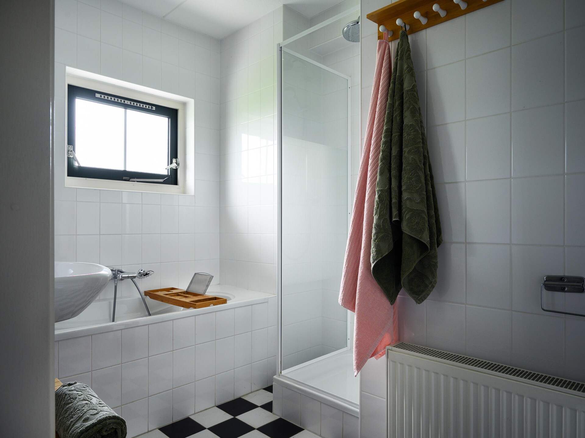 Luxe vrijstaand Lethehuis aan meer met sauna, buitenspa en privétoerboot - foto 25