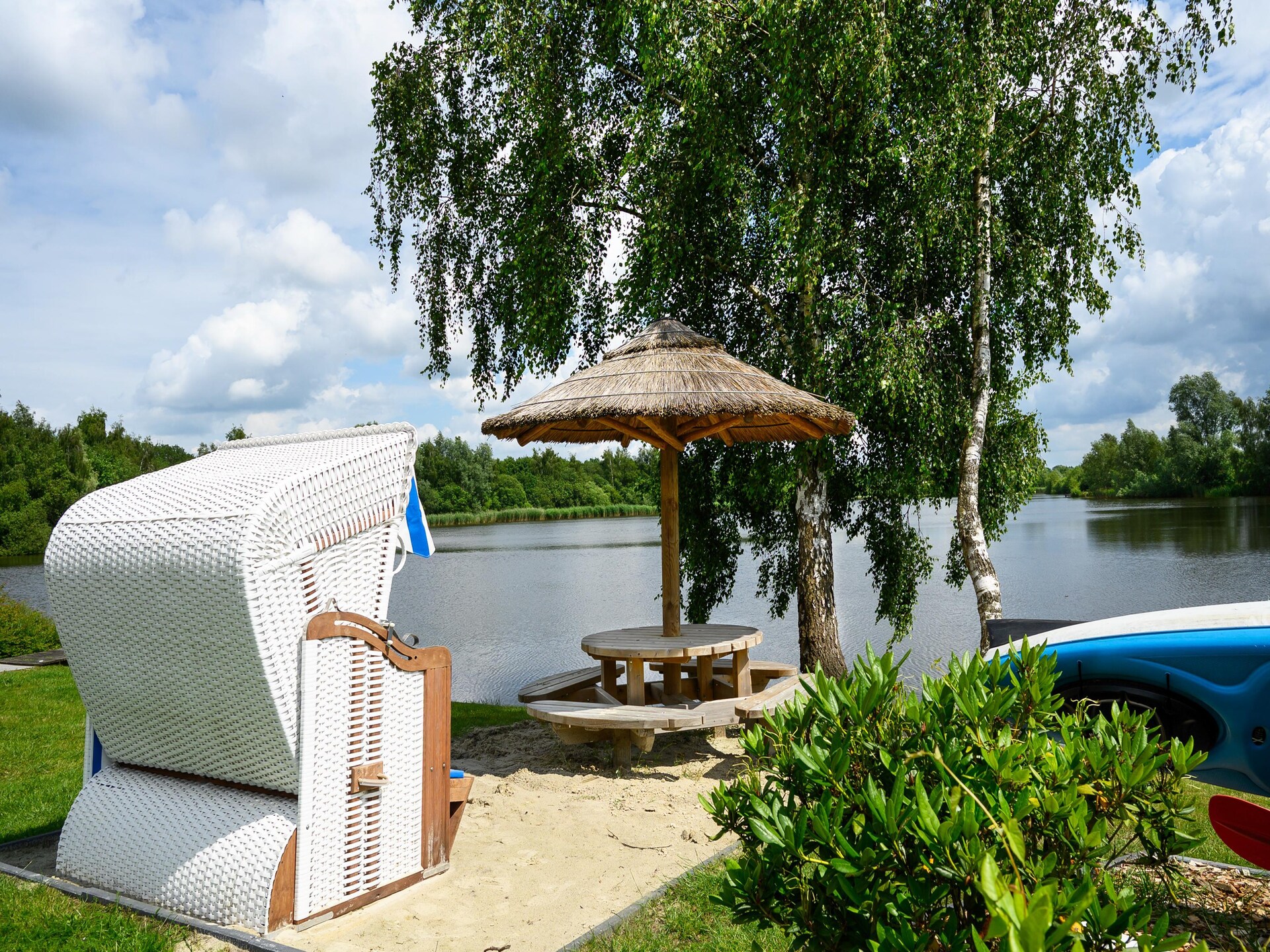 Luxe vrijstaand Lethehuis aan meer met sauna, buitenspa en privétoerboot - foto 28