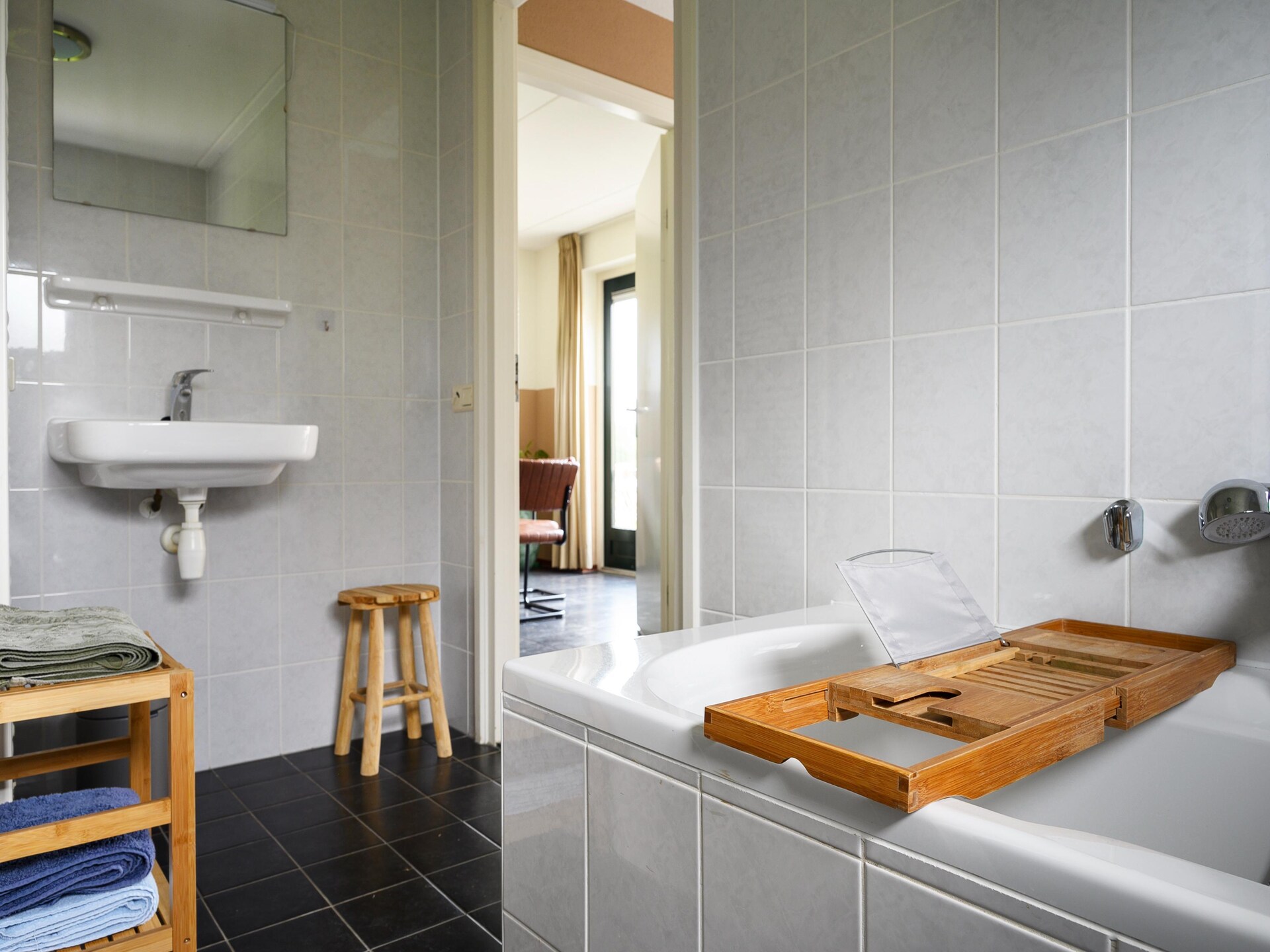 Luxe wellness vakantiehuis aan zwemmeer in Groningen voor 10 personen - foto 28