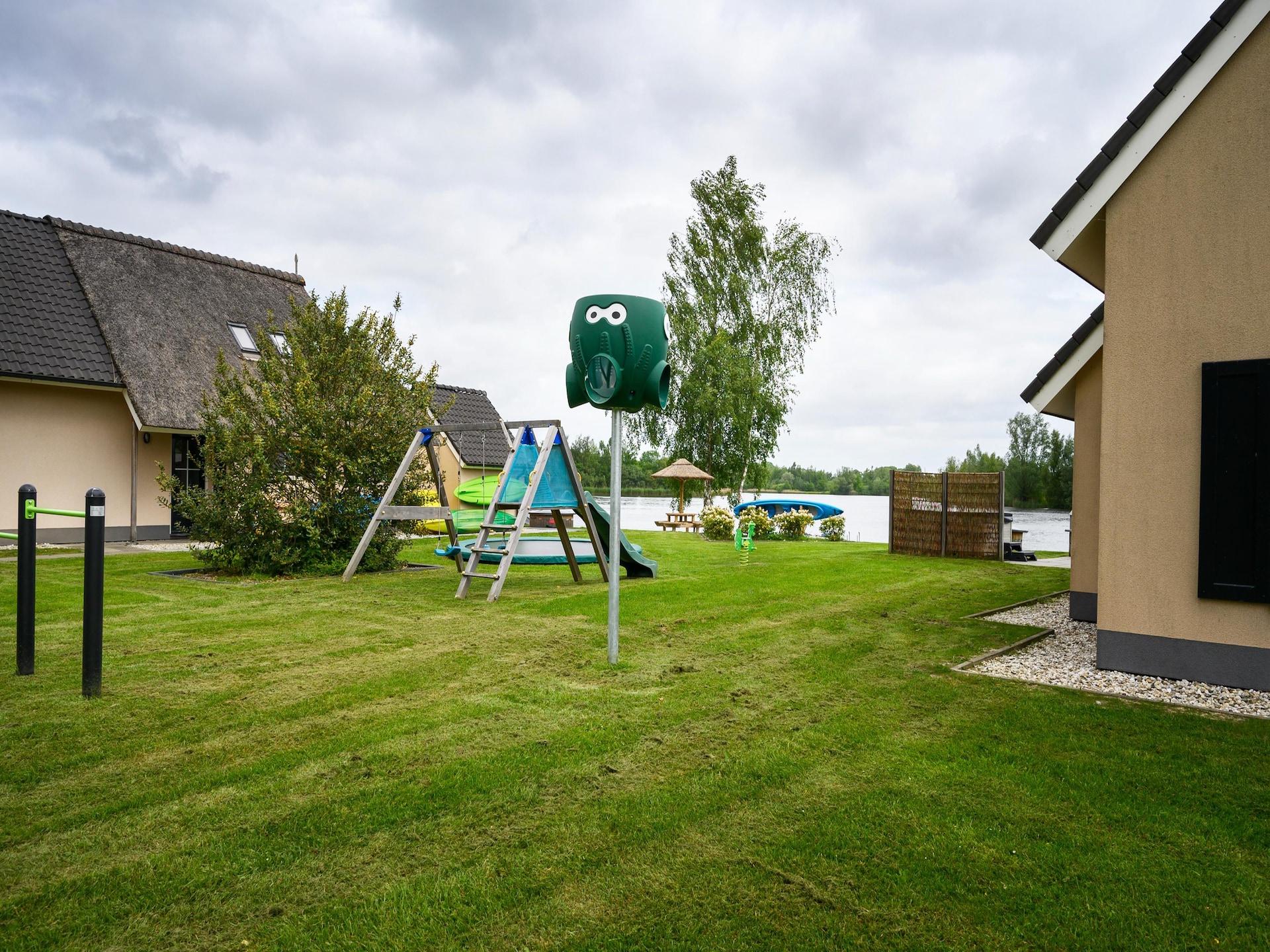 Luxe wellness vakantiehuis aan zwemmeer in Groningen voor 10 personen - foto 31
