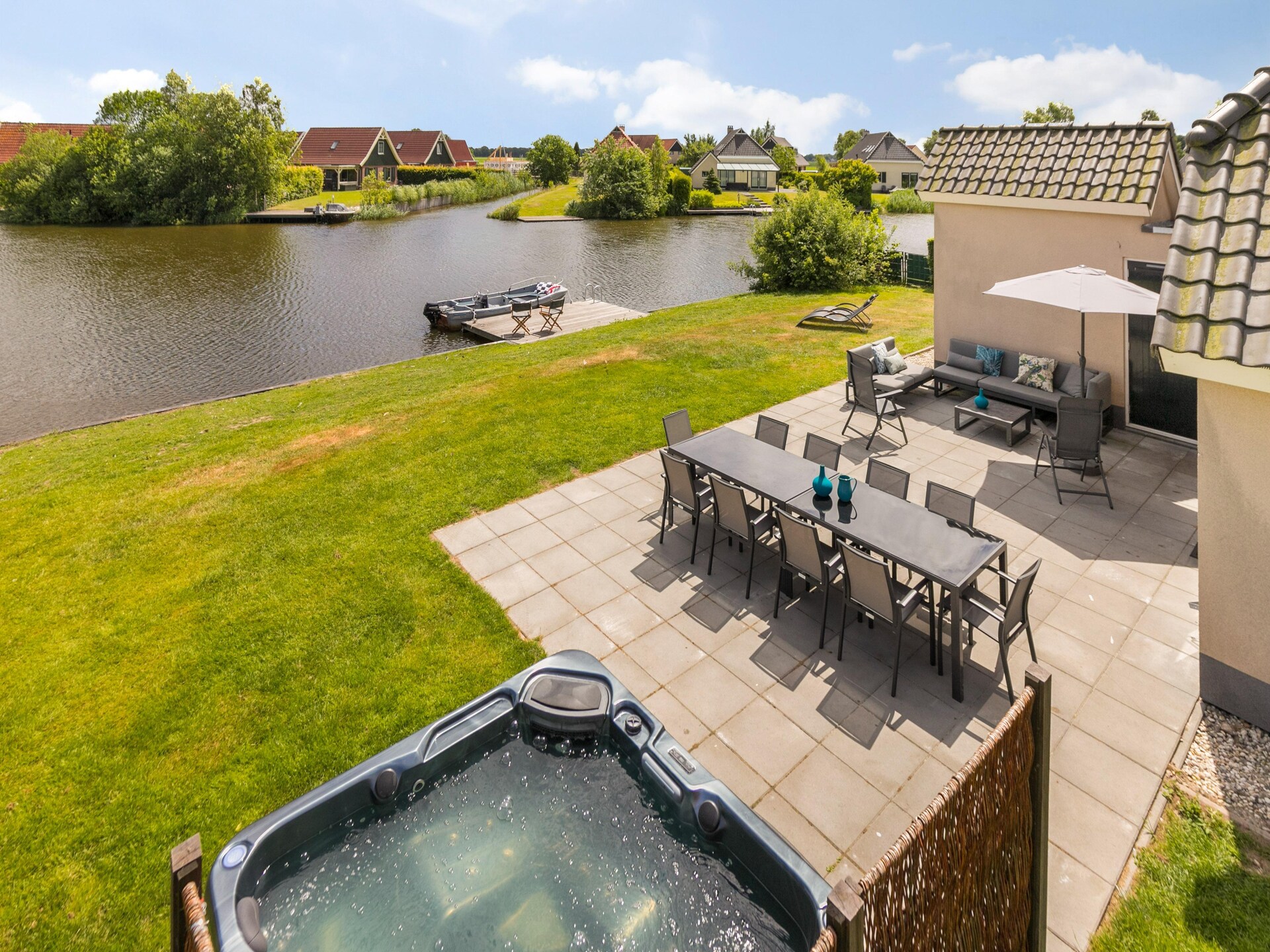 Luxe wellness vakantiehuis aan zwemmeer in Groningen voor 10 personen - foto 29