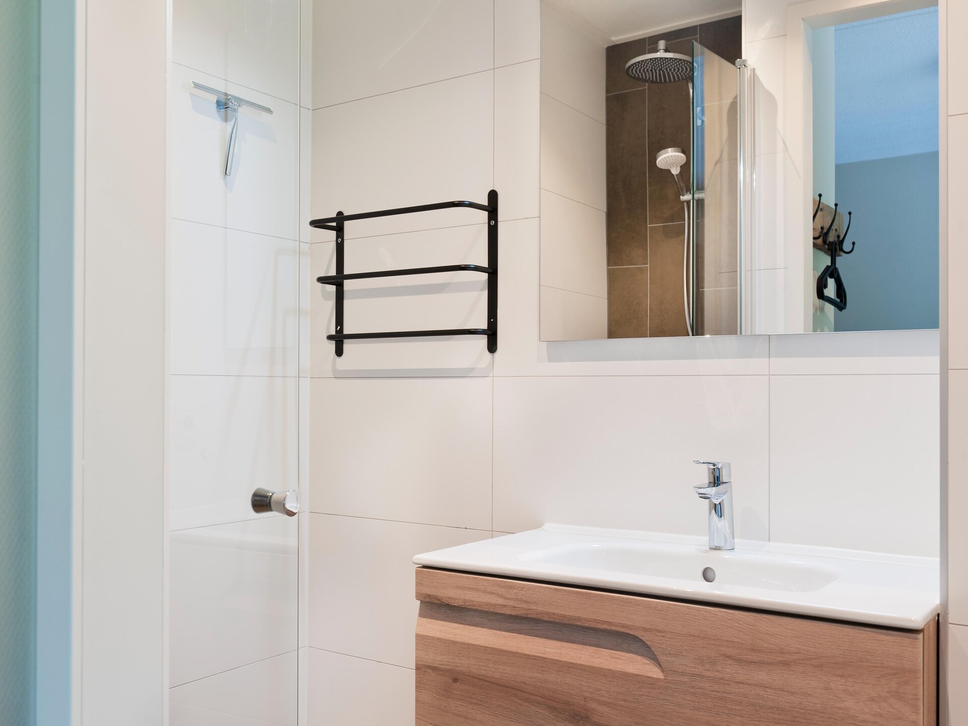 Metbroekhuis Wellness de luxe: sauna, buitenspa en privésteiger aan het meer - foto 20