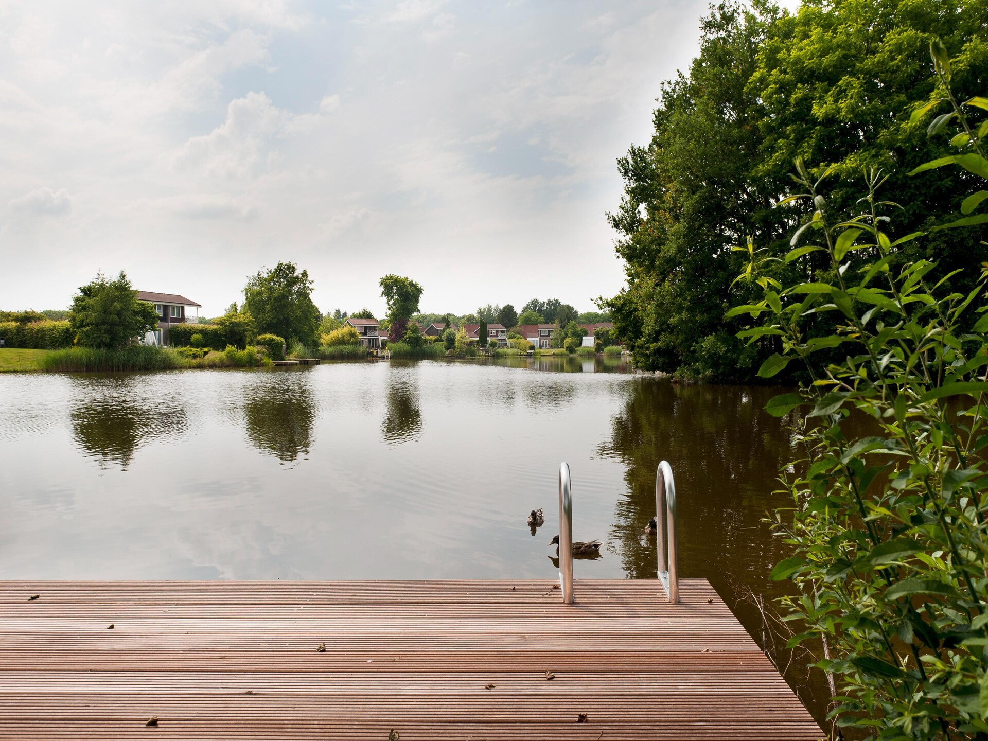 Metbroekhuis Wellness de luxe: sauna, buitenspa en privésteiger aan het meer - foto 27