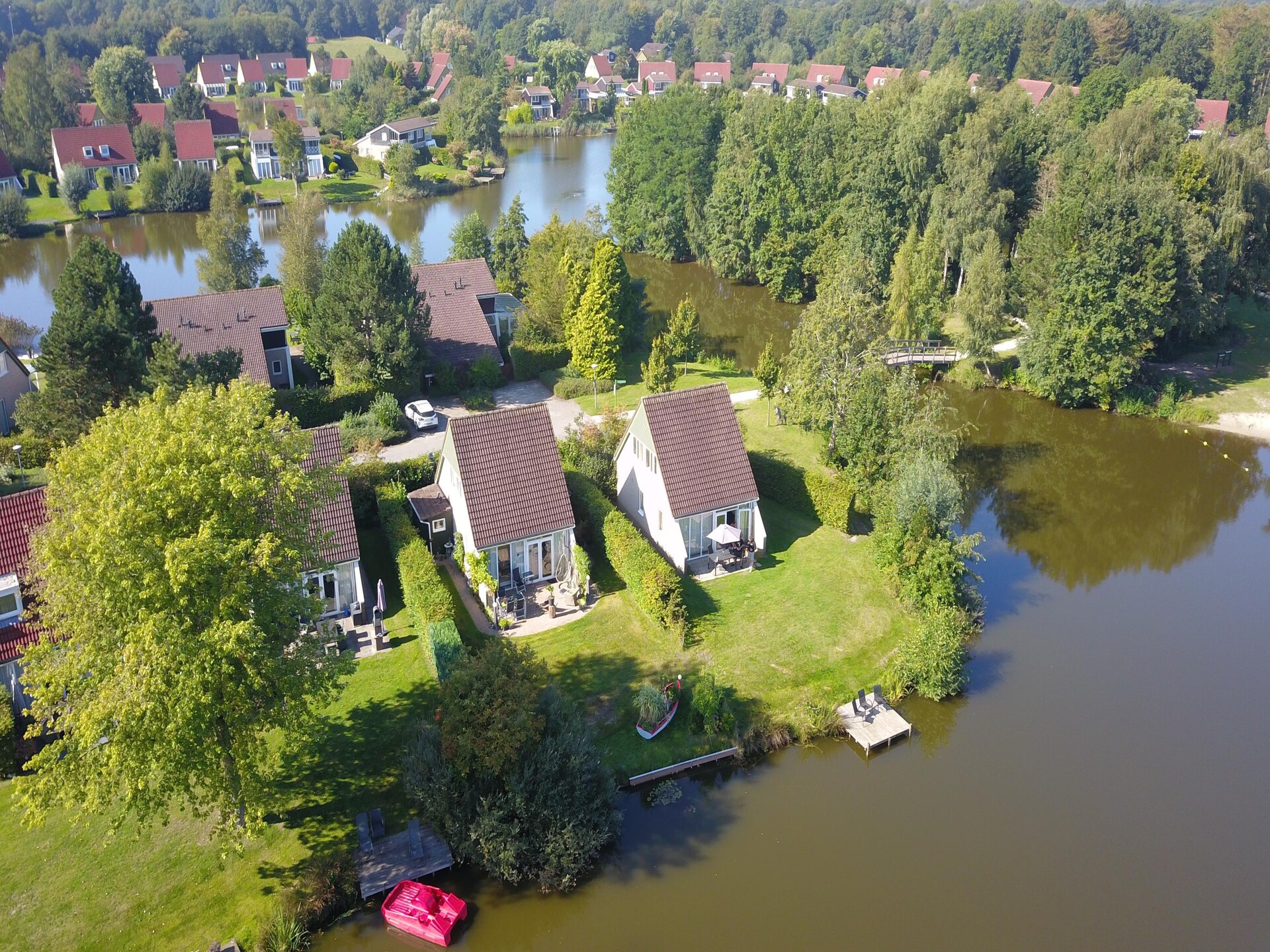 Westerwolde Prestige Wellness: luxe vakantiehuis aan het water met buitenspa - foto 2