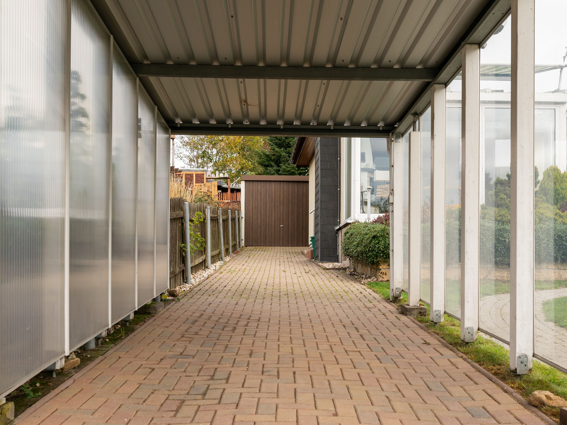 Bosrijke vrijstaande bungalow met serre, open haard en omheinde tuin in Friedrichsbrunn - foto 25