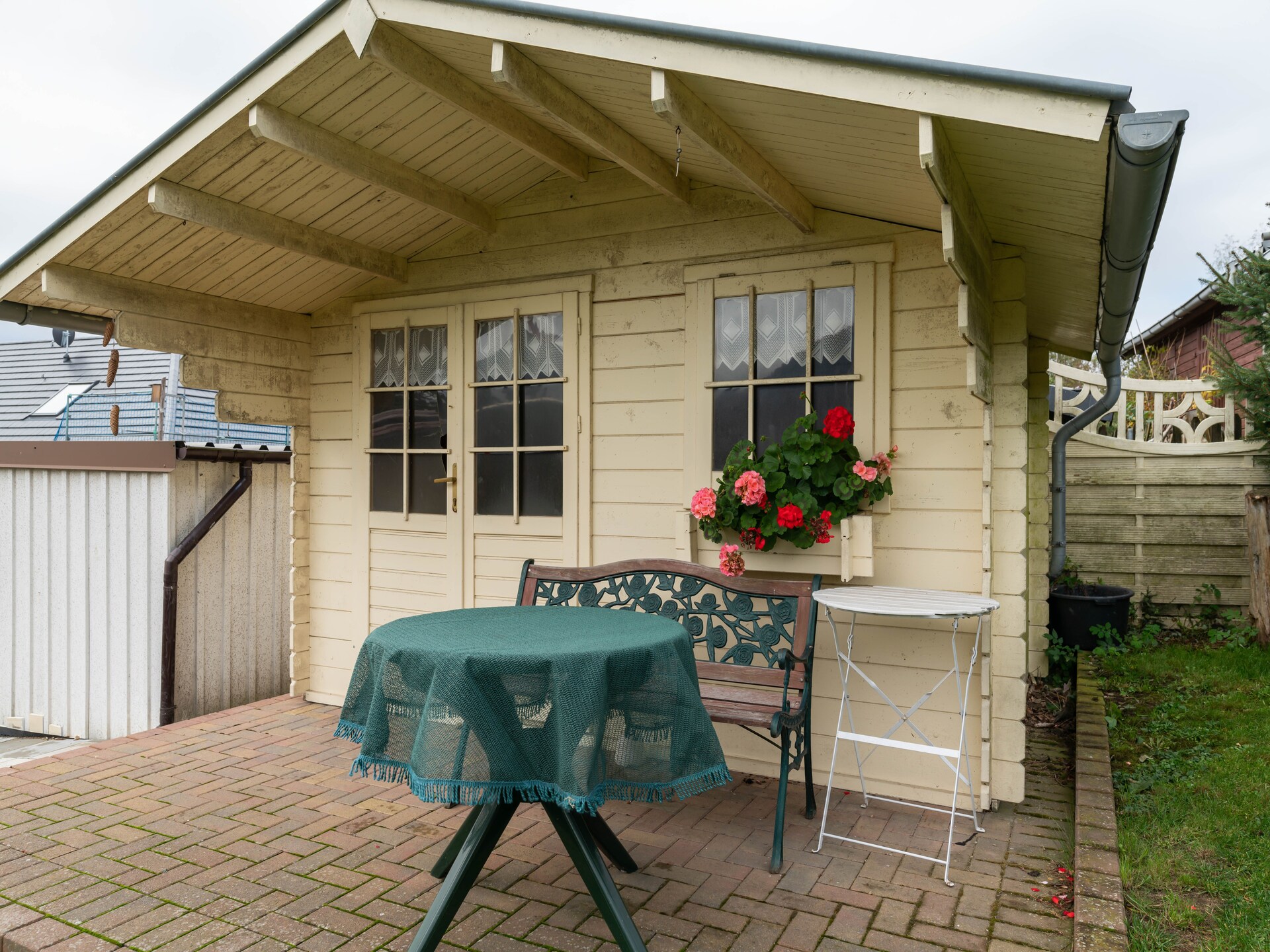 Bosrijke vrijstaande bungalow met serre, open haard en omheinde tuin in Friedrichsbrunn - foto 22