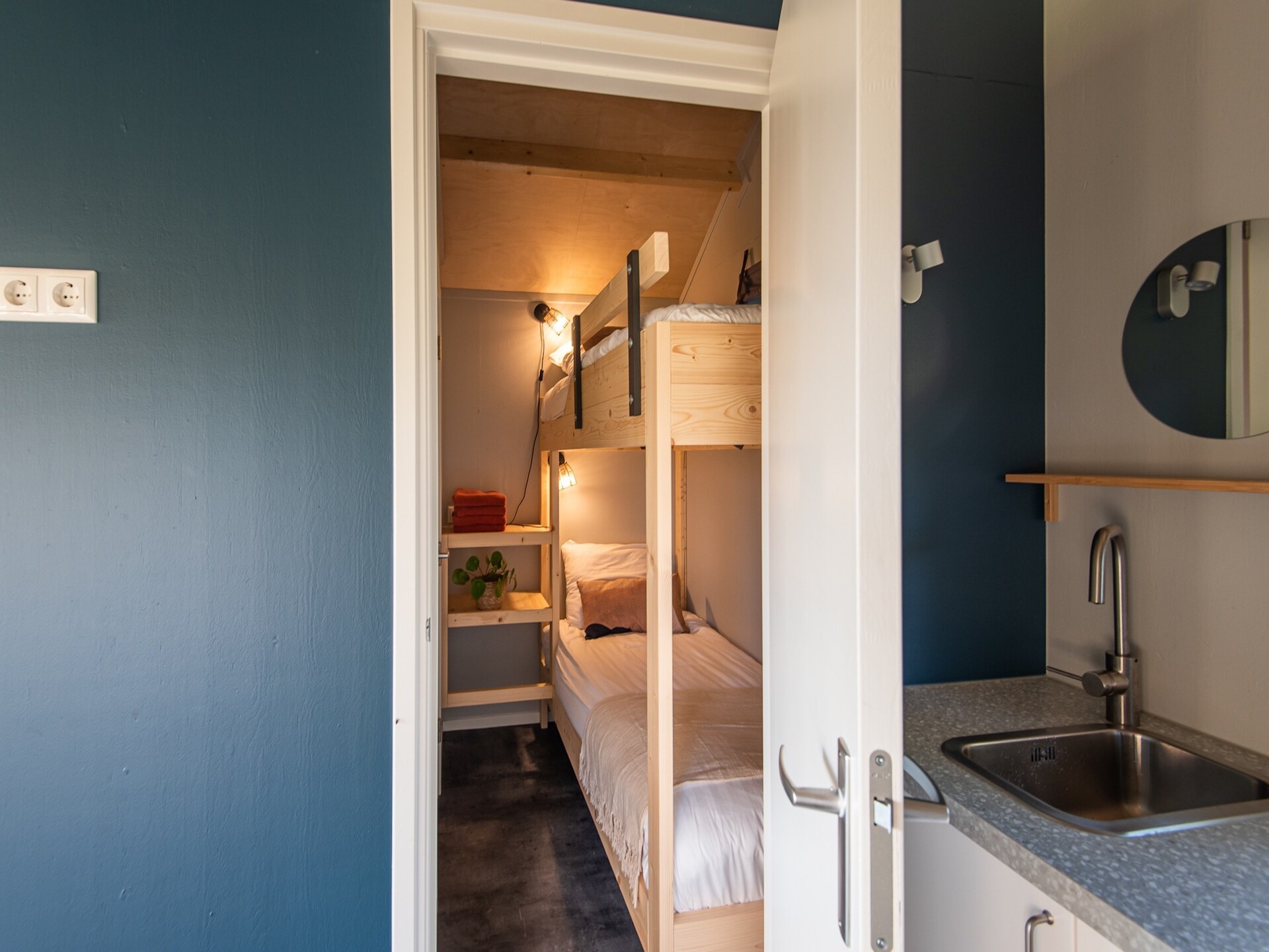 Acker Lodges 3: 16-persoons groepsaccommodatie aan weilanden in Drenthe - foto 14