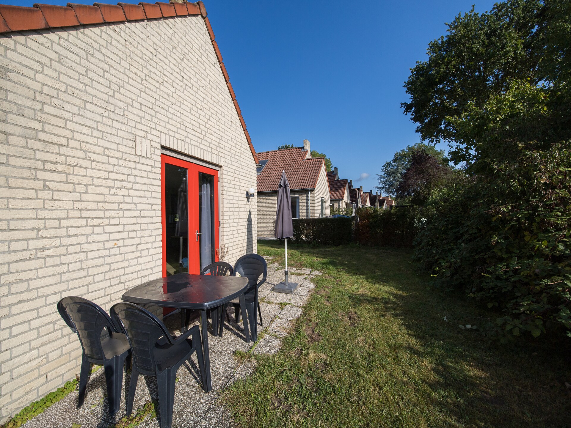 Vrijstaand vakantiehuis op 't Broeckhuys, aan recreatiemeer in Ewijk - foto 6
