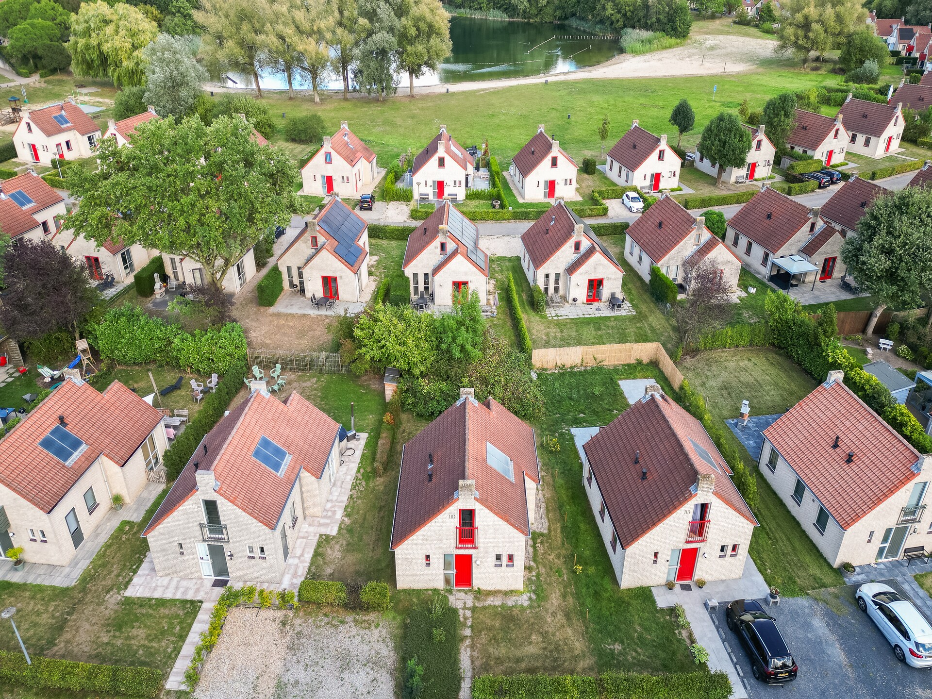 Vrijstaand vakantiehuis op 't Broeckhuys, aan recreatiemeer in Ewijk - foto 71