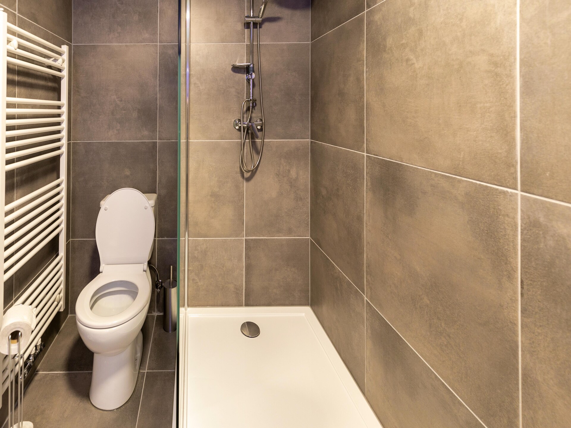 Stijlvol duplex appartement in het hart van Maasmechelen - foto 18