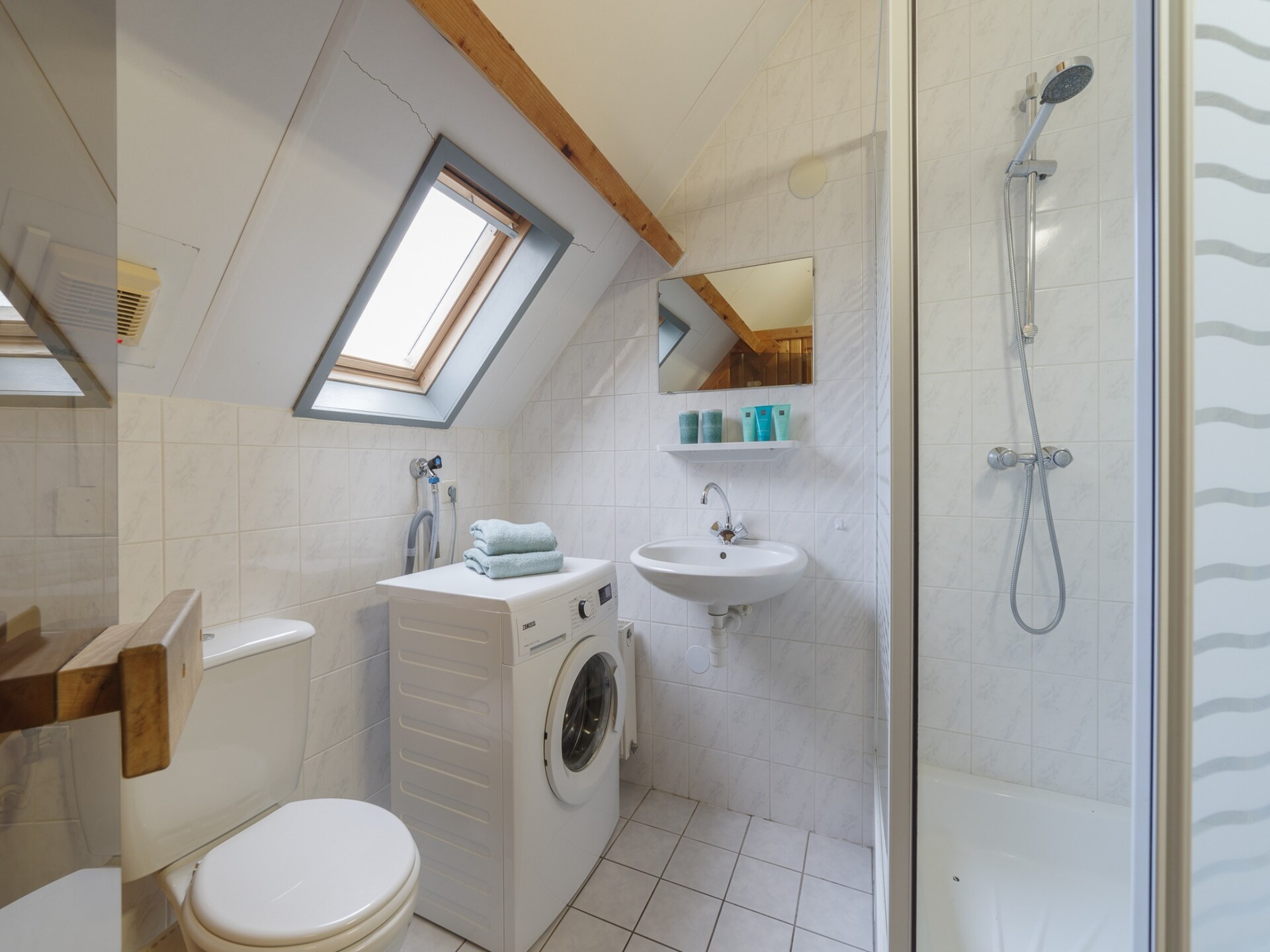 Vrijstaande villa op 300m van zee in Wemeldinge, Zeeland - foto 14