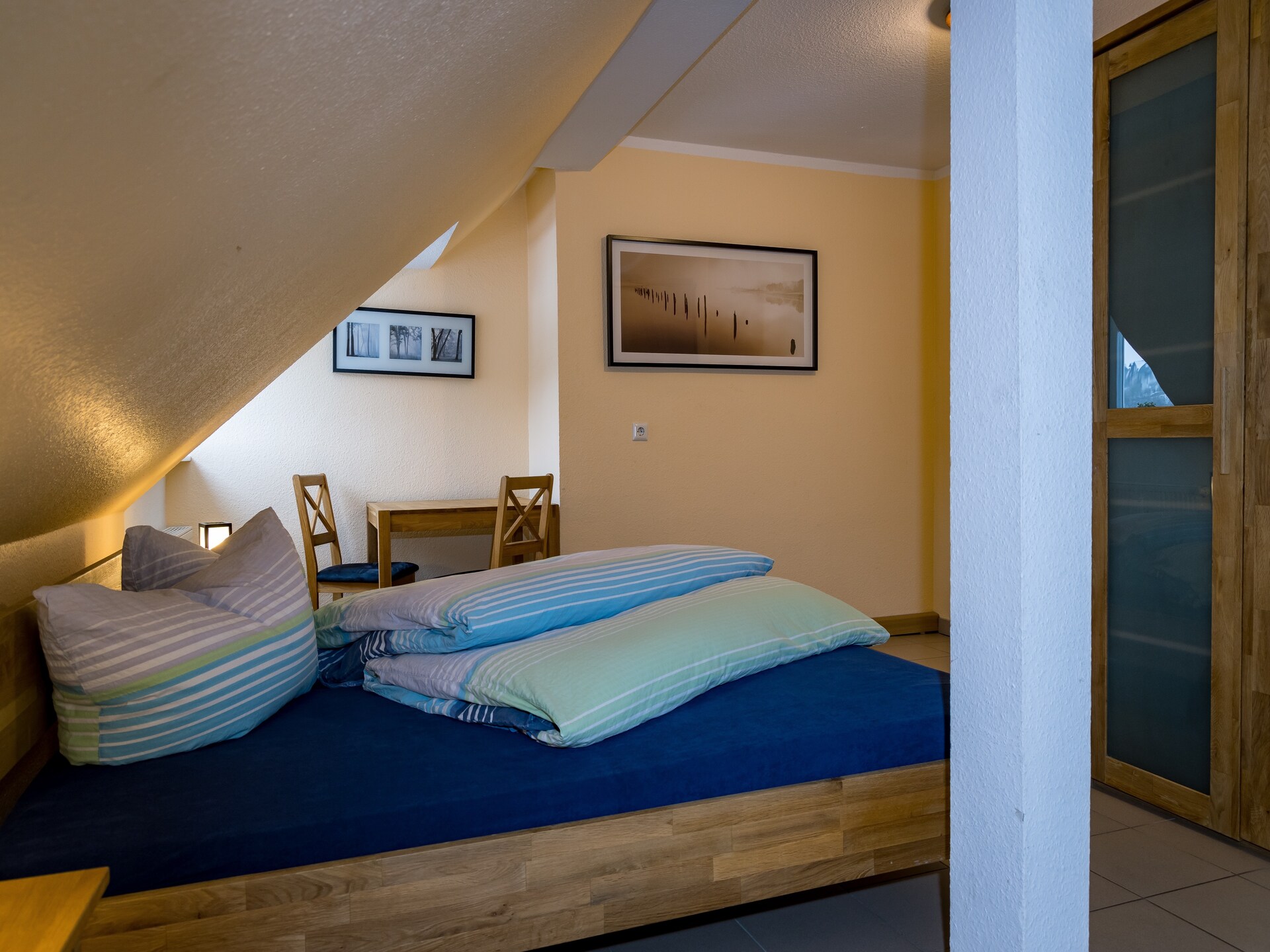 Ruim 16-persoons appartement in het bos bij Erndtebrück met sauna en tuin - foto 16