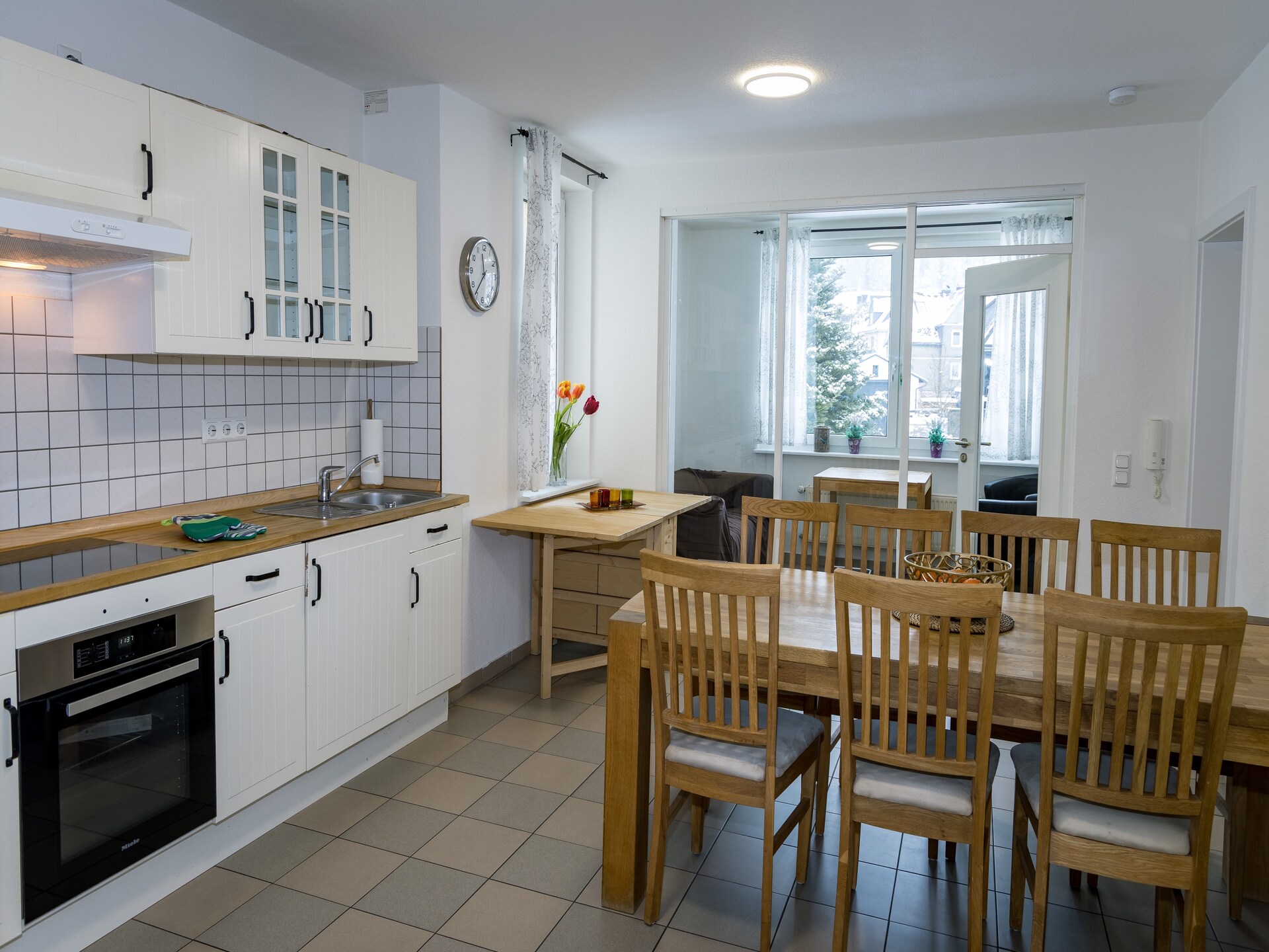Ruim 16-persoons appartement in het bos bij Erndtebrück met sauna en tuin - foto 14