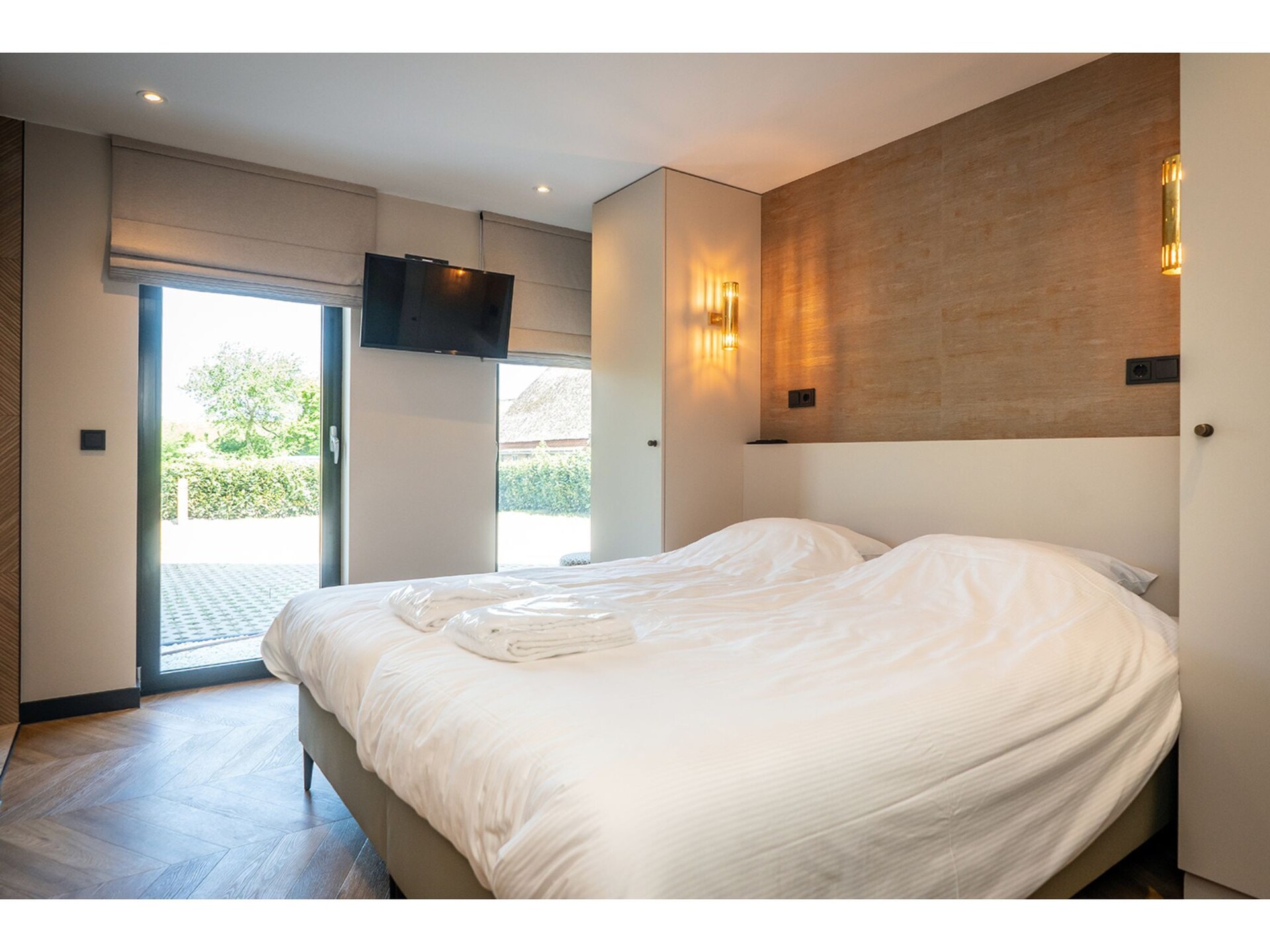 Luxe villa bij De Cocksdorp met uitzicht op vuurtoren en Waddenzee - foto 16