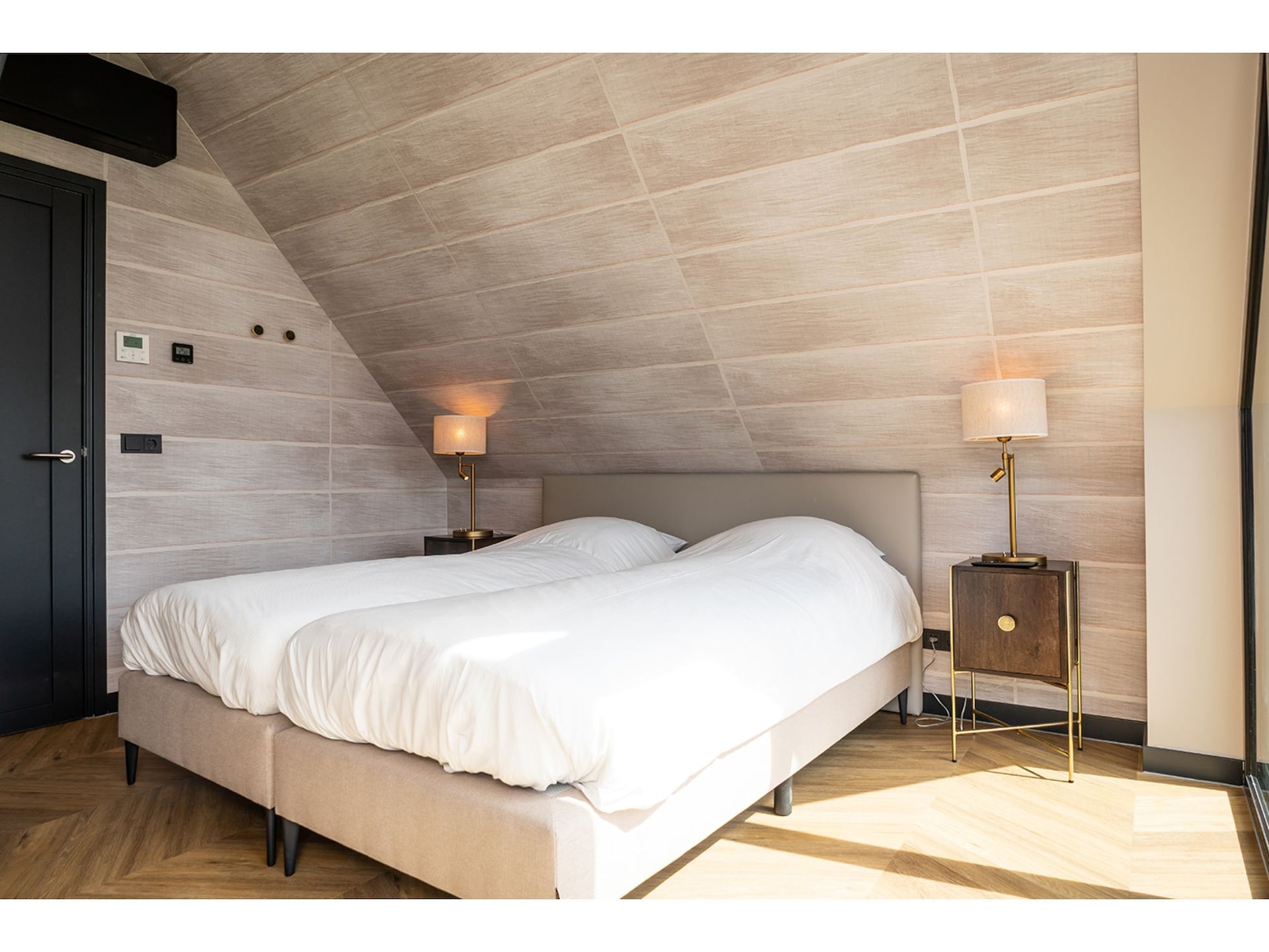 Luxe villa bij De Cocksdorp met uitzicht op vuurtoren en Waddenzee - foto 20