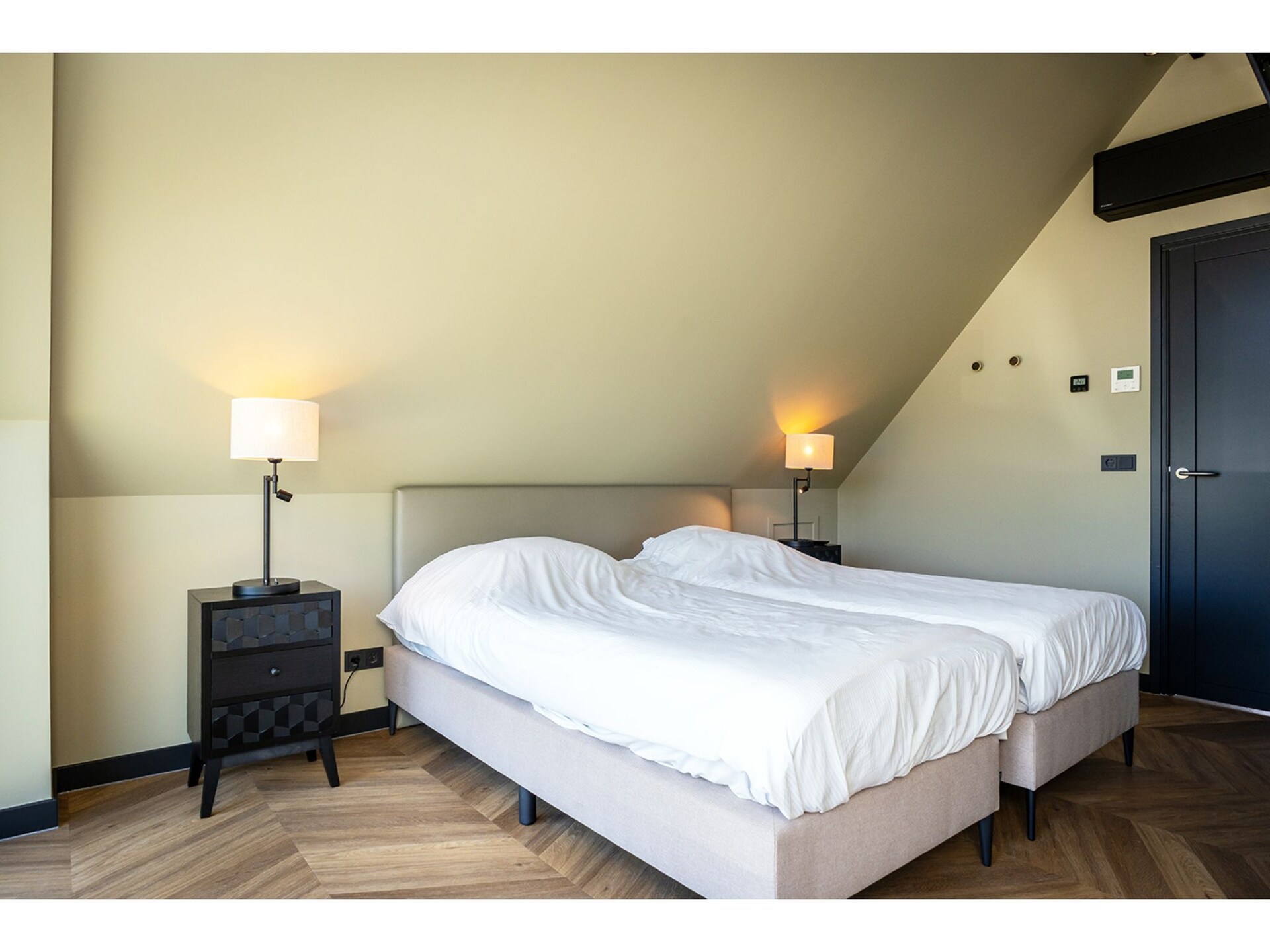 Luxe villa bij De Cocksdorp met uitzicht op vuurtoren en Waddenzee - foto 23