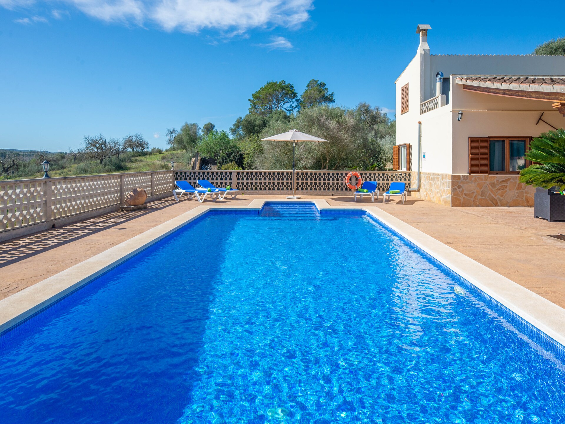 Luxe villa met zoutwaterzwembad in Ariany - foto 6